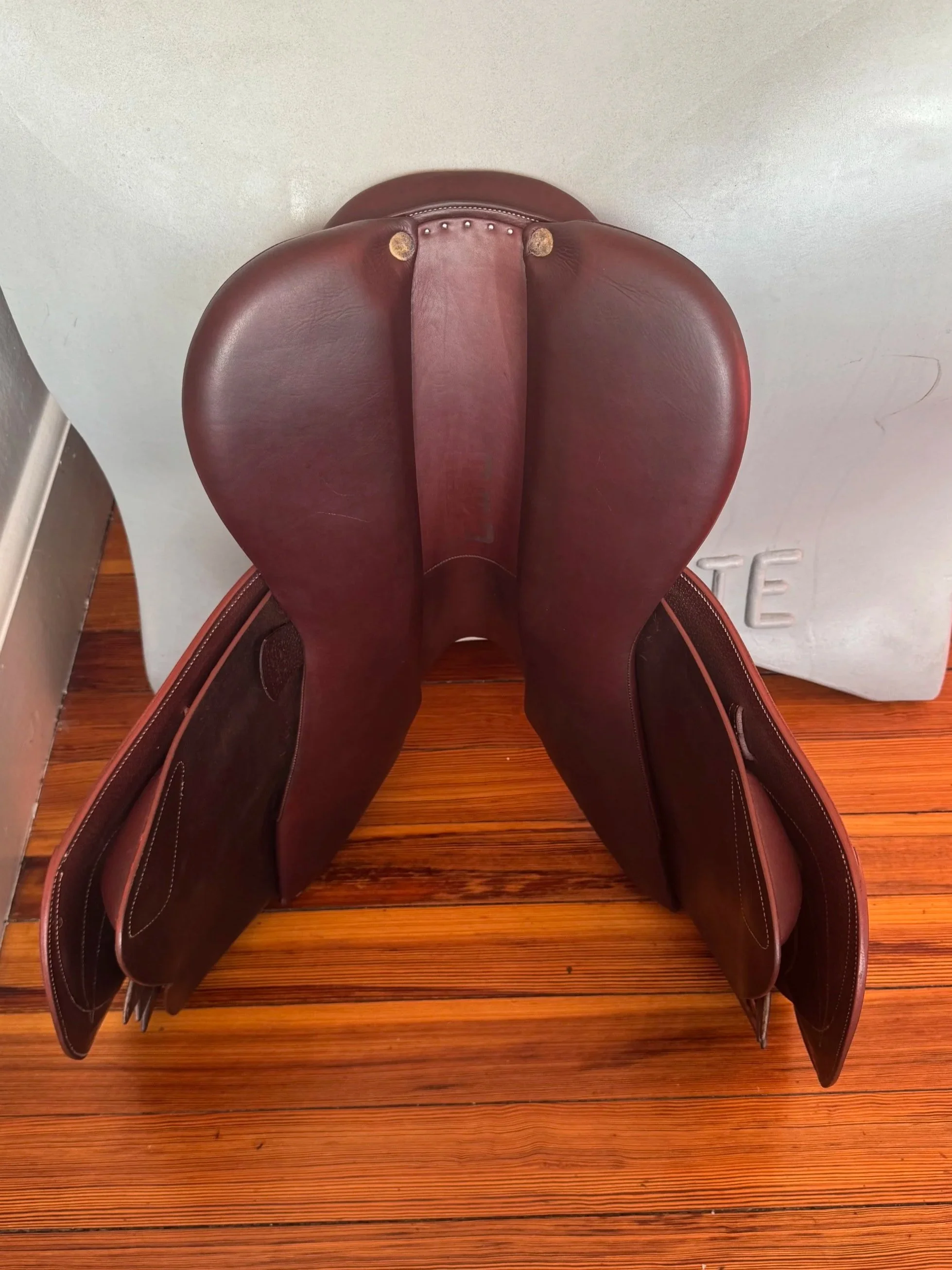 17.5" Devoucoux Biarritz O Saddle - 2020 - 2A - Full Buffalo - Tree