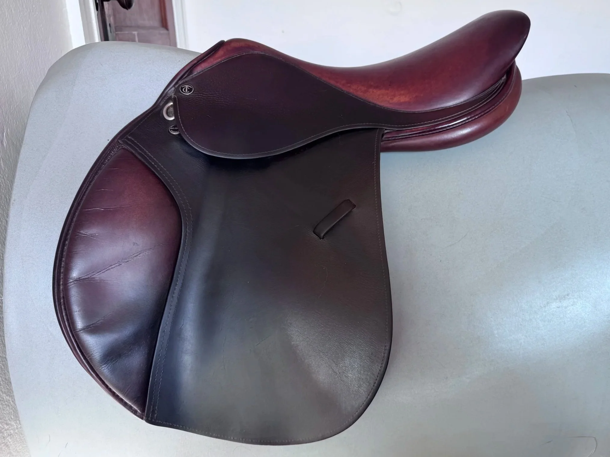 17.5" Tad Coffin A5 SmartRide Saddle - Grain / Calf - Gorgeous Panels - Left View 5