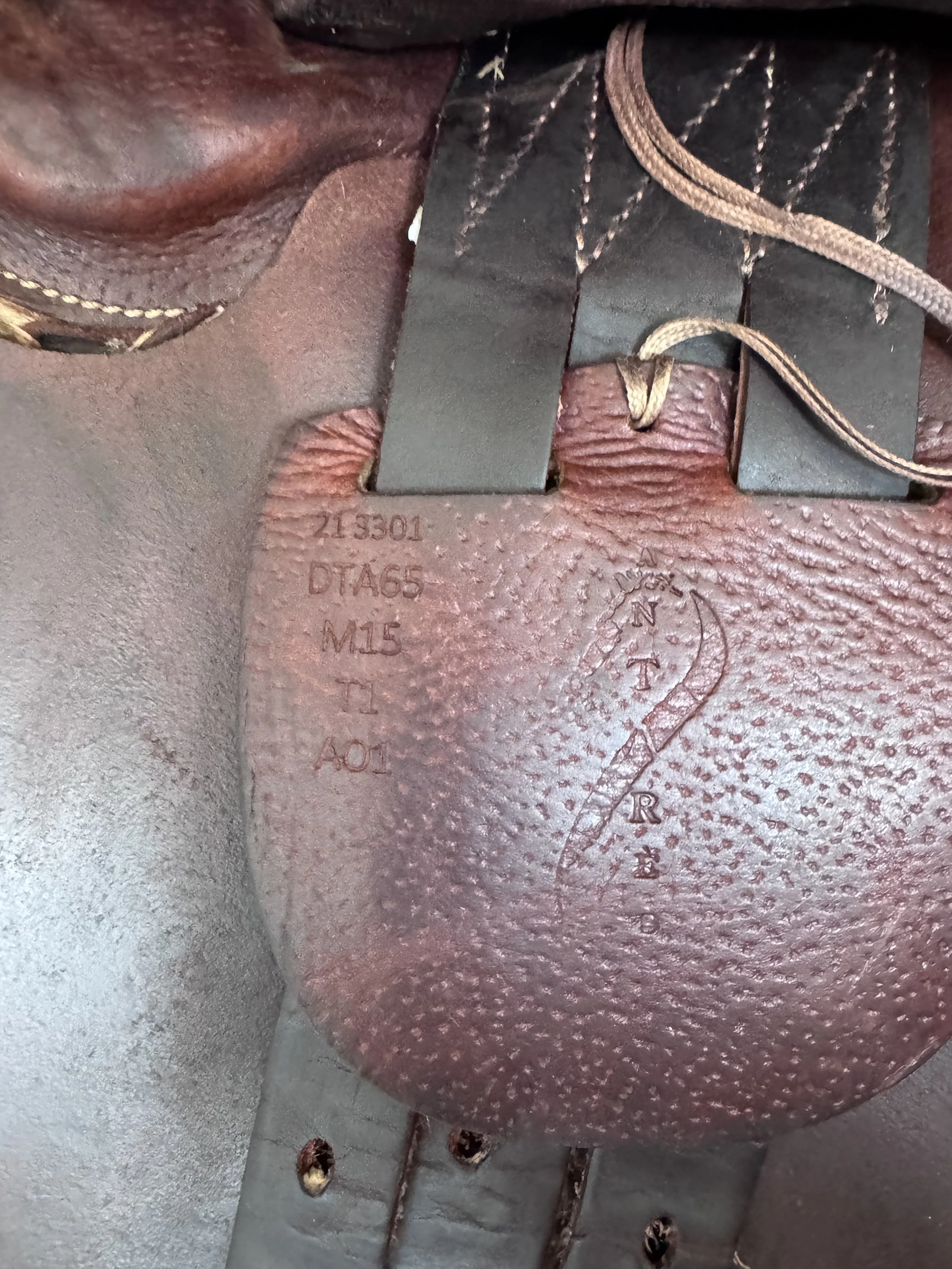 17.5" Antares Comfort 2 Saddle - 2021 - 2A - Full Buffalo - A01 WIDE Tree - Billet Guard Stamp Panels 1