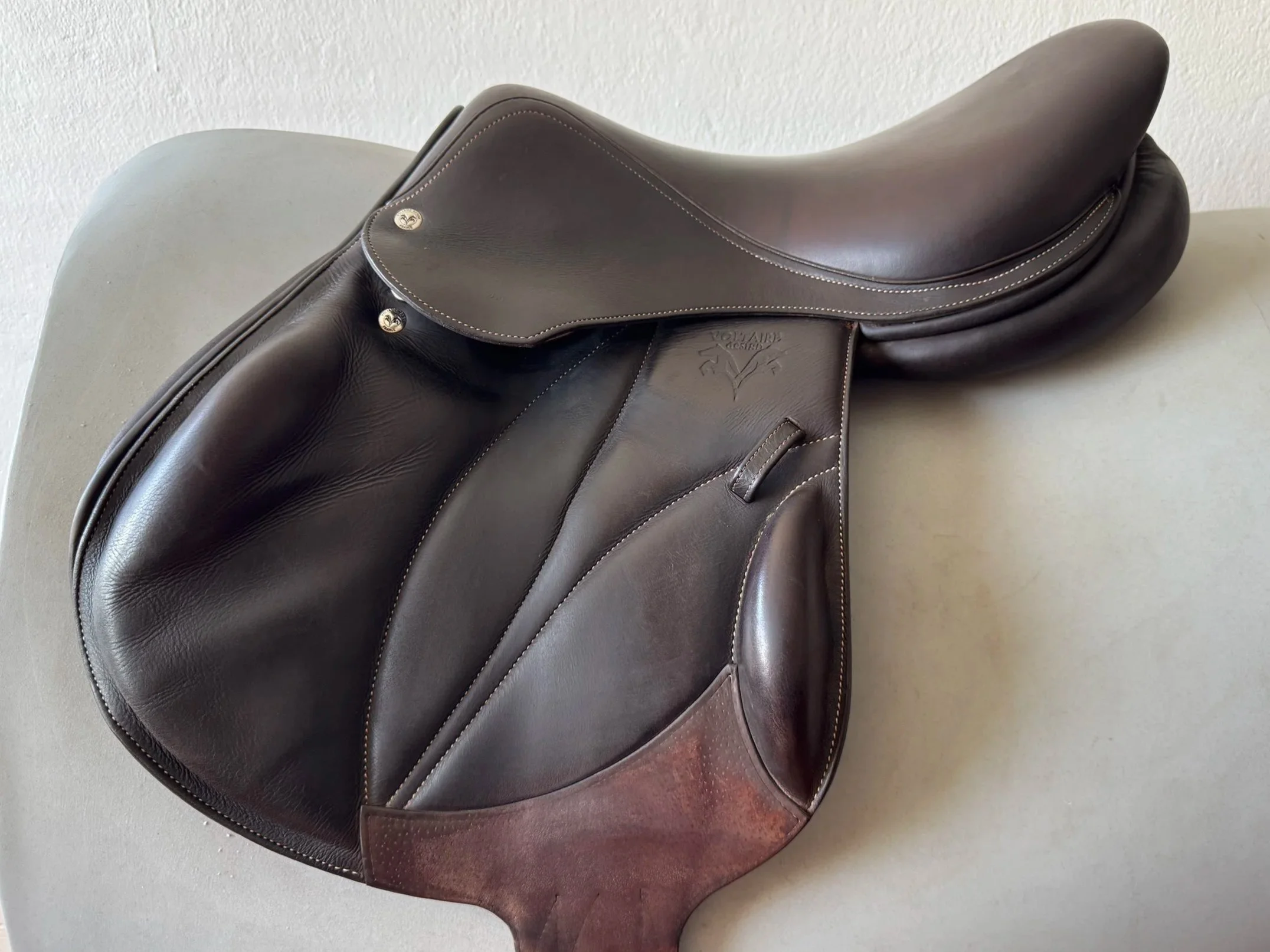 17" Voltaire Lexington Monoflap Saddle - 2019 - Full Buffalo - Left View 1