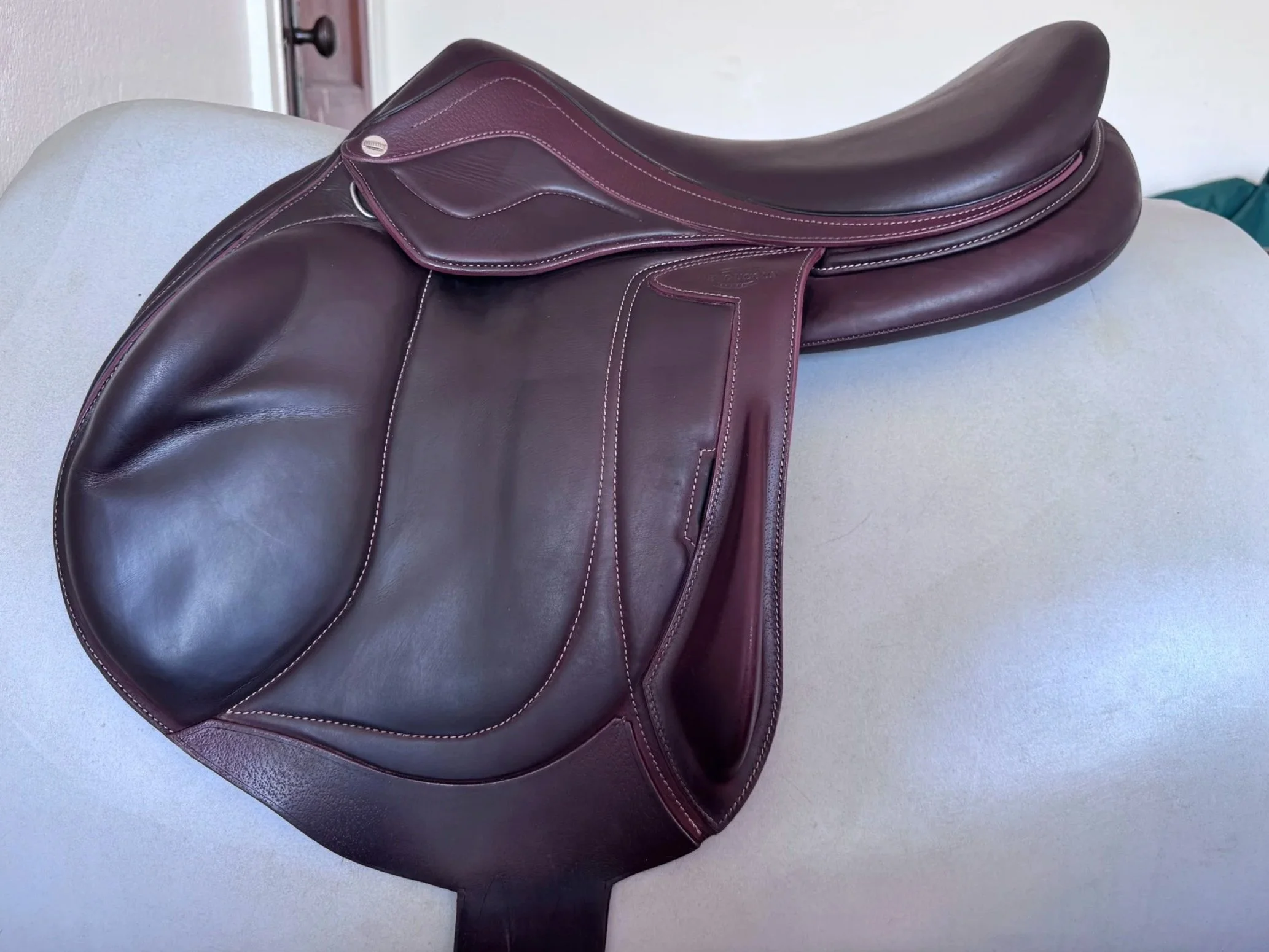 18" Devoucoux Chiberta Lab Monoflap Saddle - 2022 - 3AAR - Full Buffalo  - Left View 1