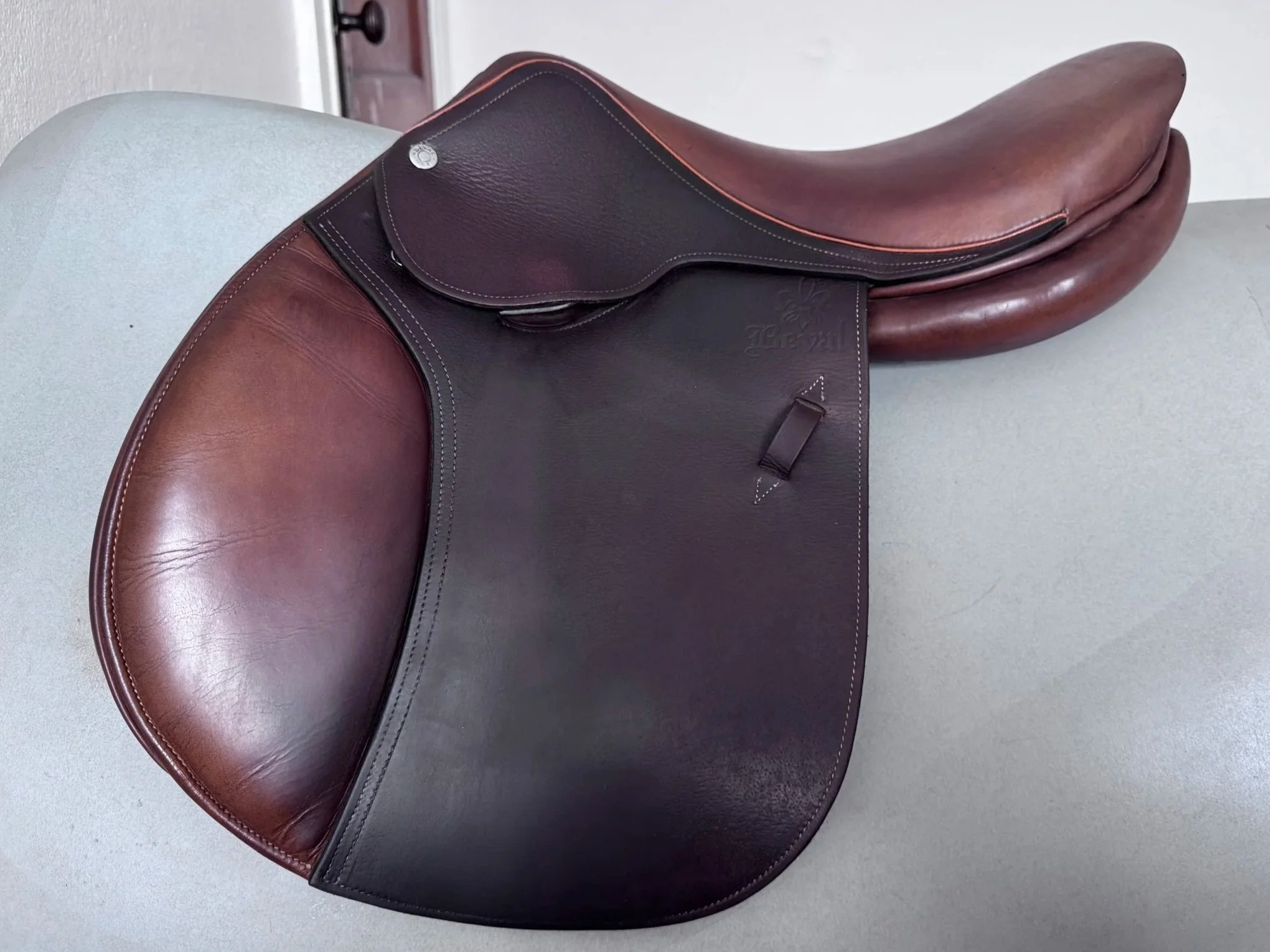 15" Beval Artisan Saddle - Child / Pony - Grain / Calf - Left View 3