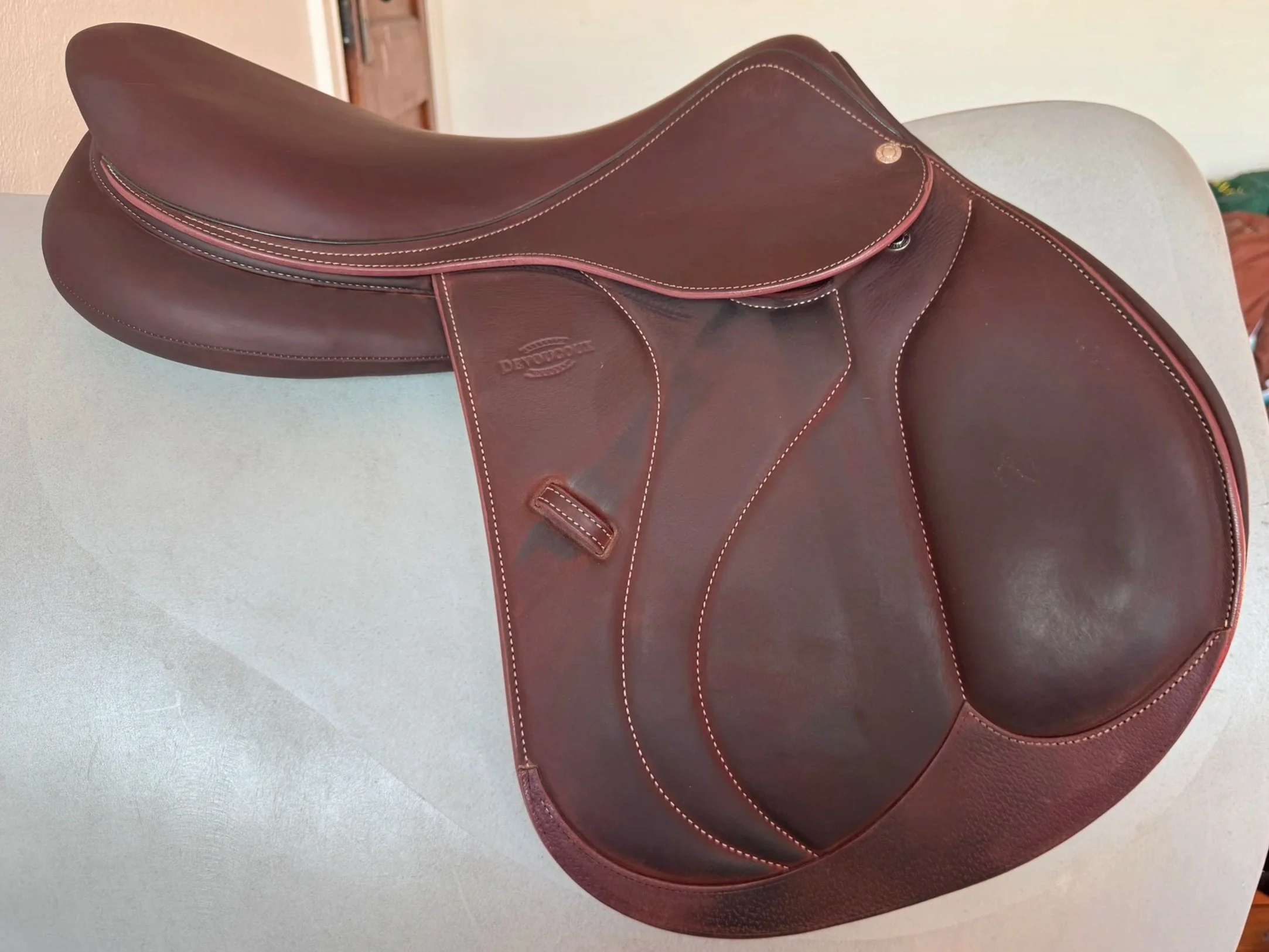 18" Devoucoux Biarritz O Saddle - 2023 - 2A - MINT - LIKE NEW - Right View 5