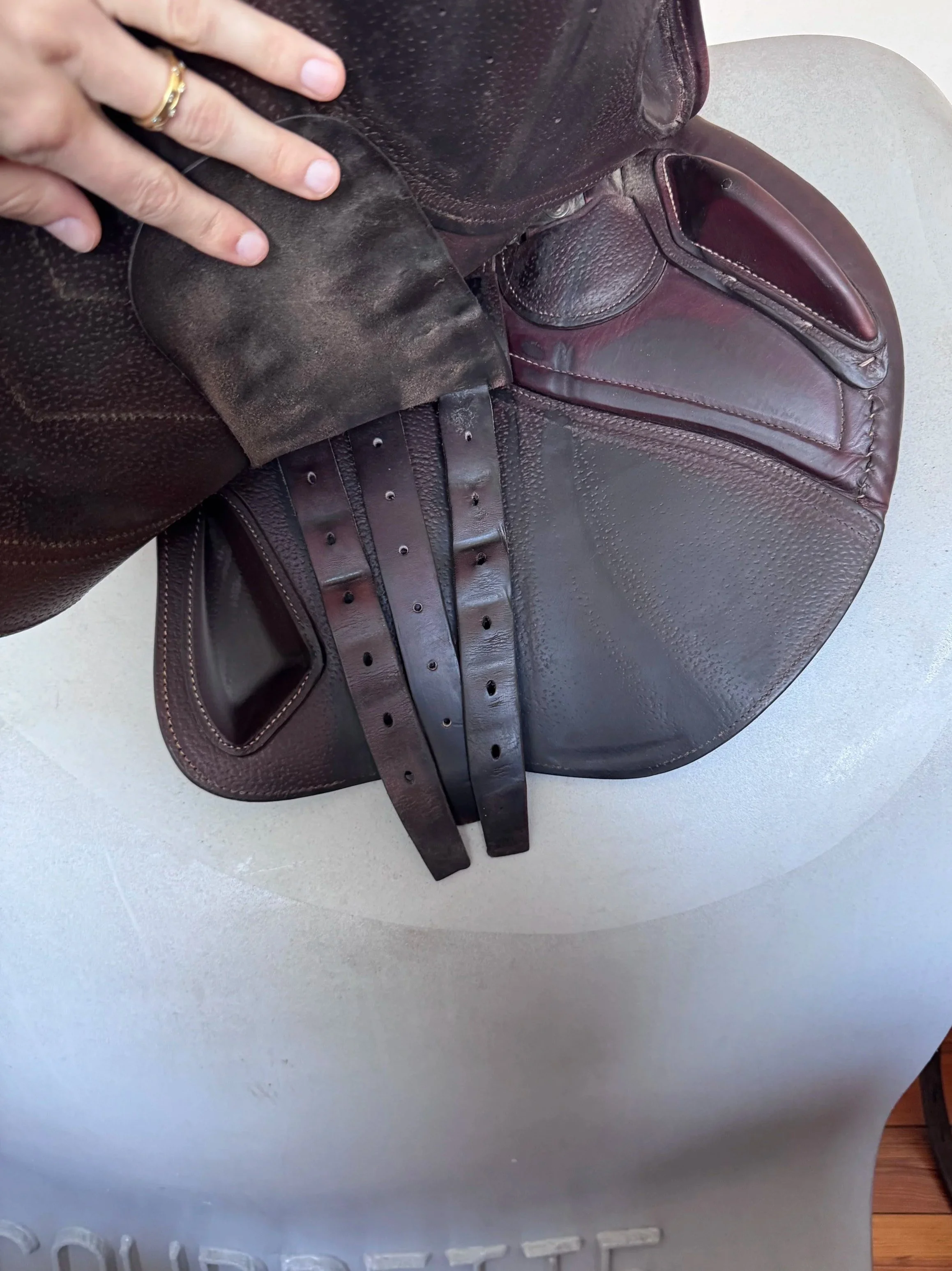 17.5" CWD SE31 Mademoiselle 2Gs Saddle - 2020 - 2C - Full Buffalo - Right Billets