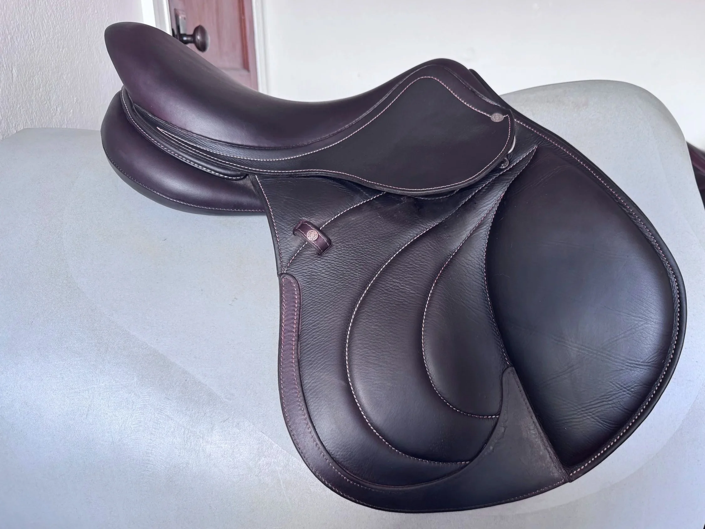 17" Antares Connexion Saddle - 2024 - 1A - Full Buffalo  - Right View 2