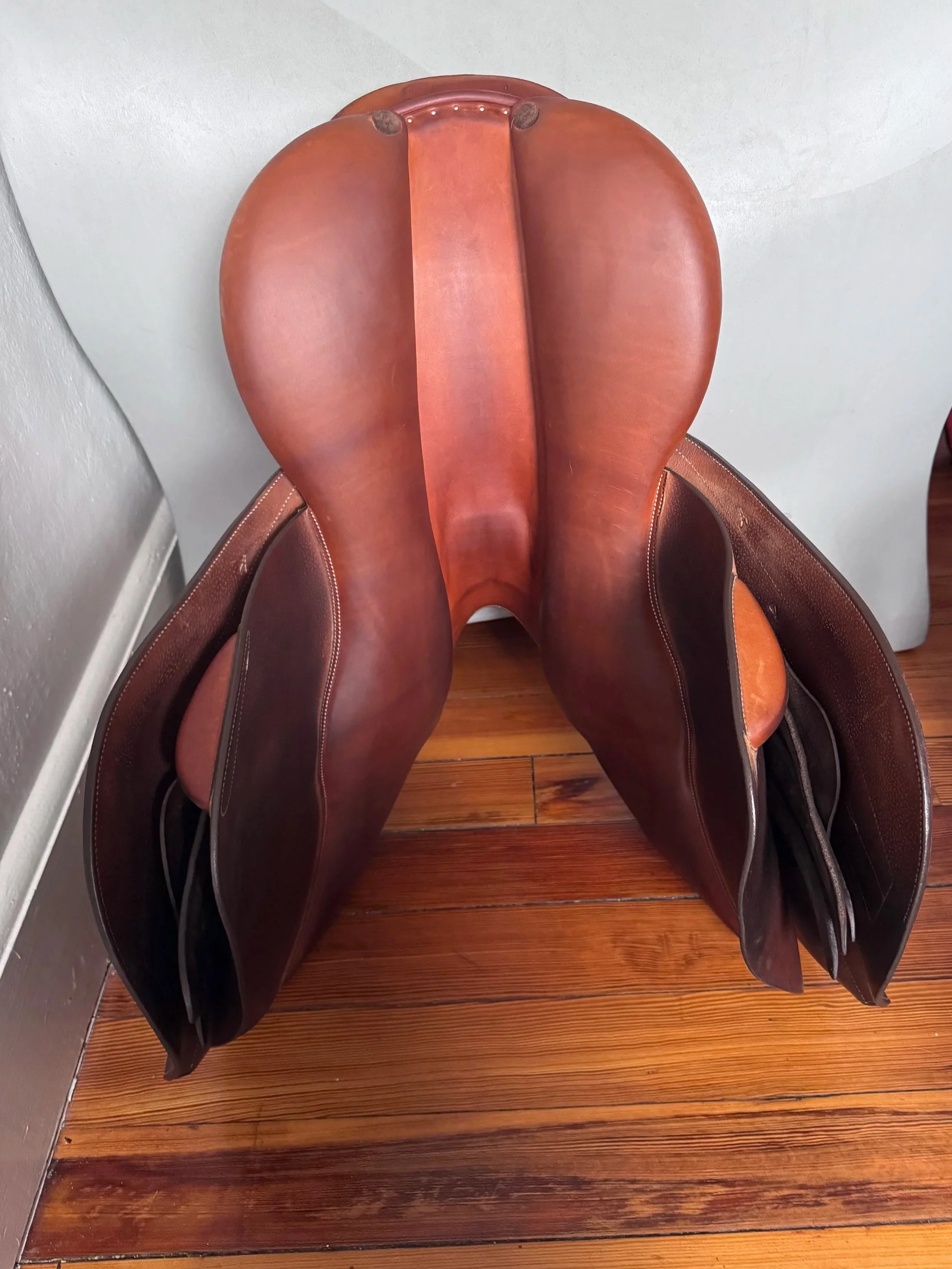 17.5" Butet Premium Saddle - 2019 - L - 2.5 - Full Calf - Integrated Panels - Tree 1