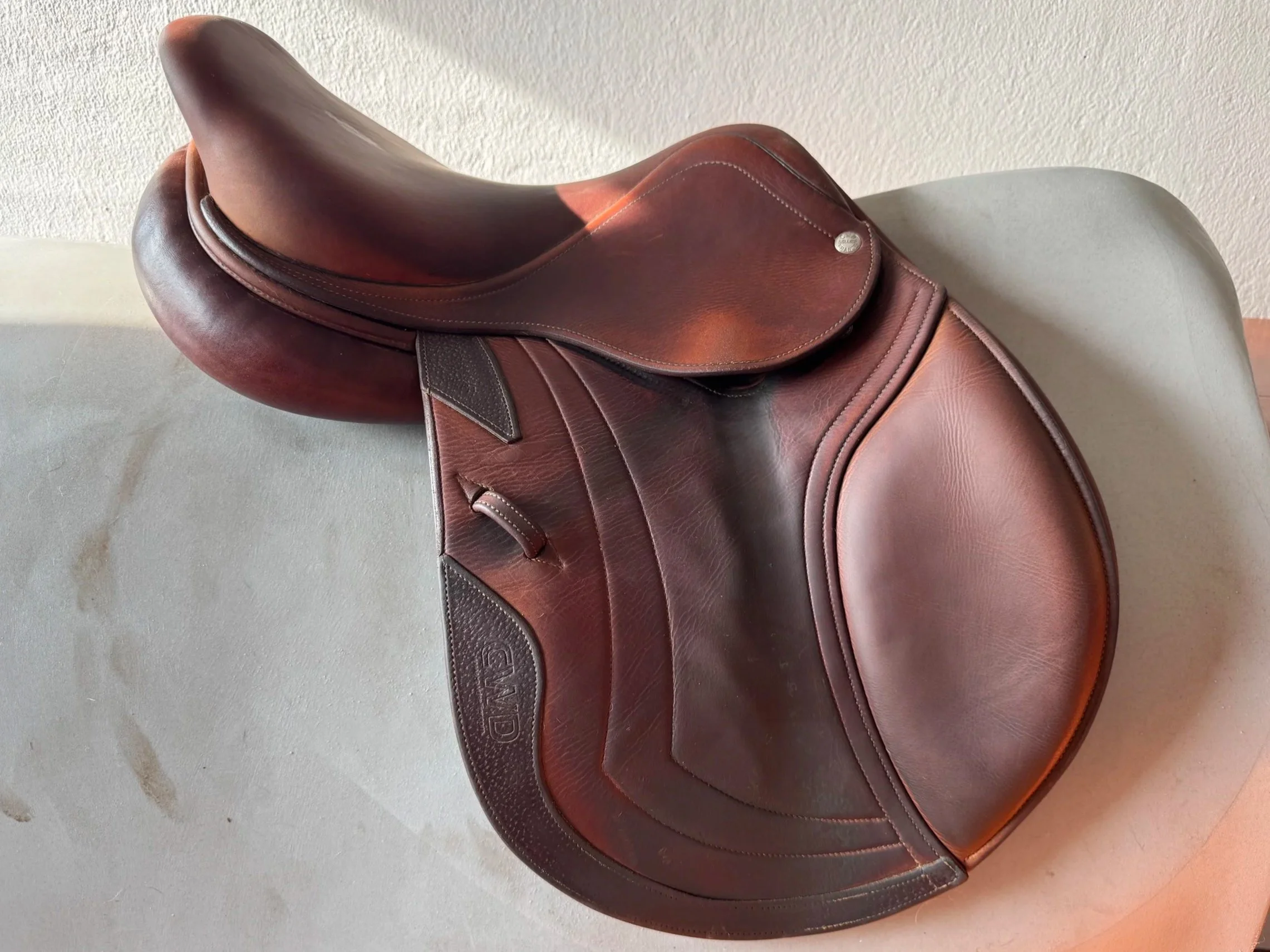 15.5" CWD SE02 Child / Pony Saddle - 1L - Right View 1
