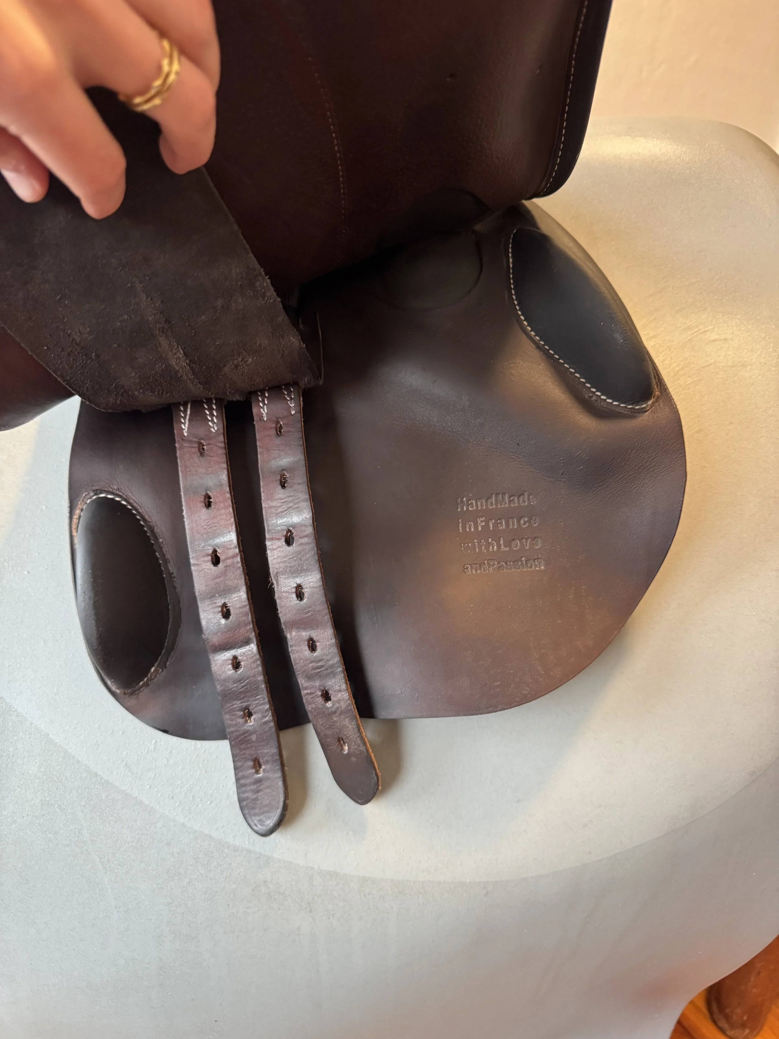 16" Voltaire Welli PRO Saddle - Child / Pony - 2021 - 1A - Full Buffalo - Underflap 3