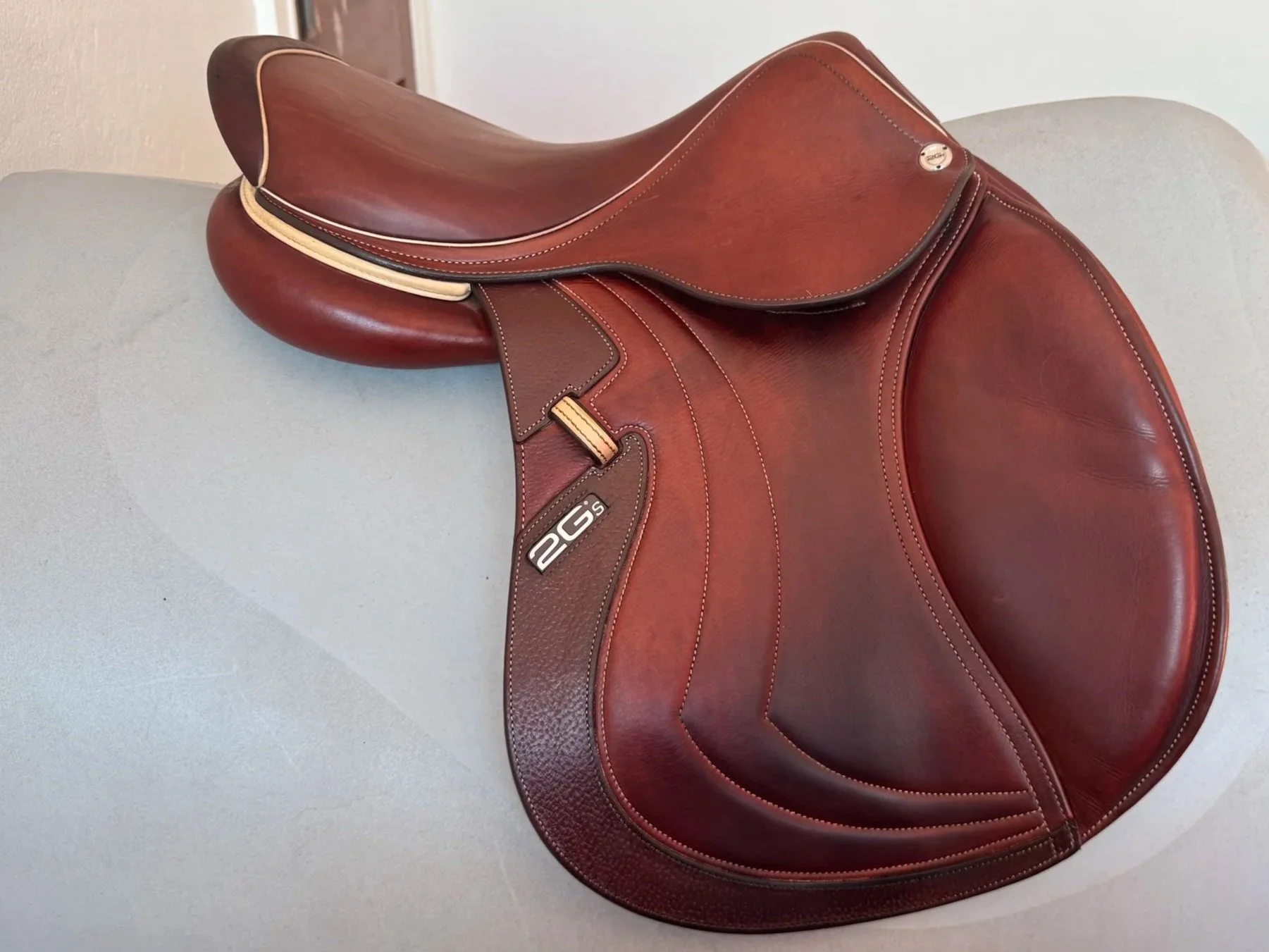 16.5" CWD SE31 Mademoiselle 2Gs Saddle - 2022 - 2L - Full Buffalo - Right View 3