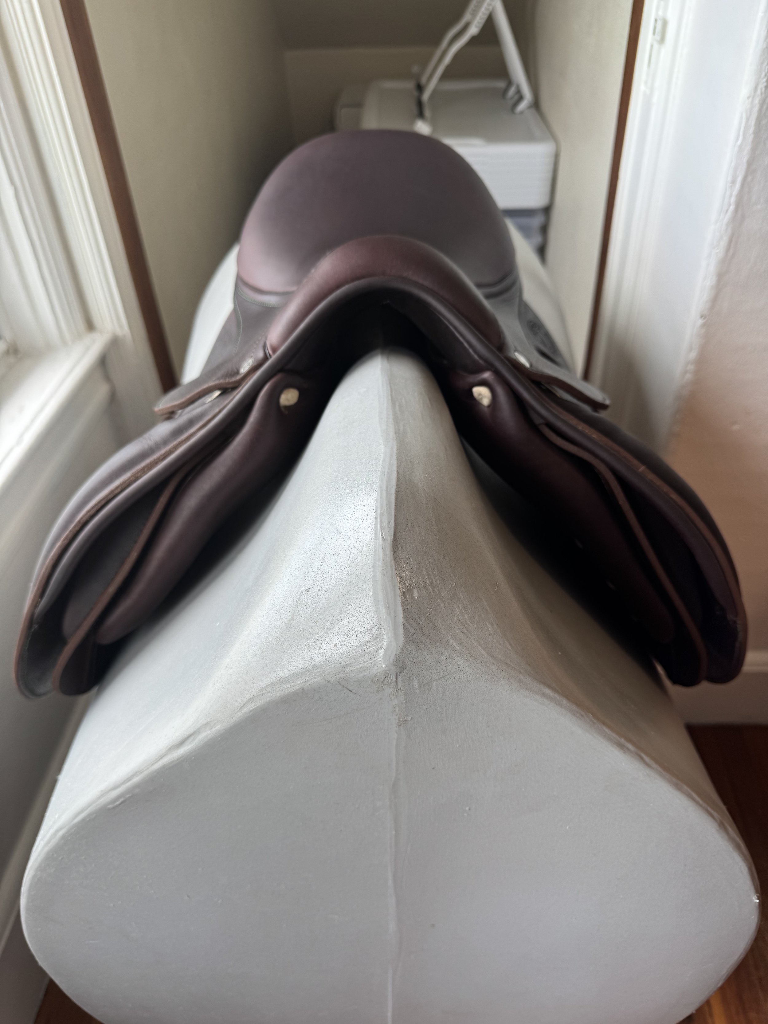 15" Antares Hero Saddle - Panels