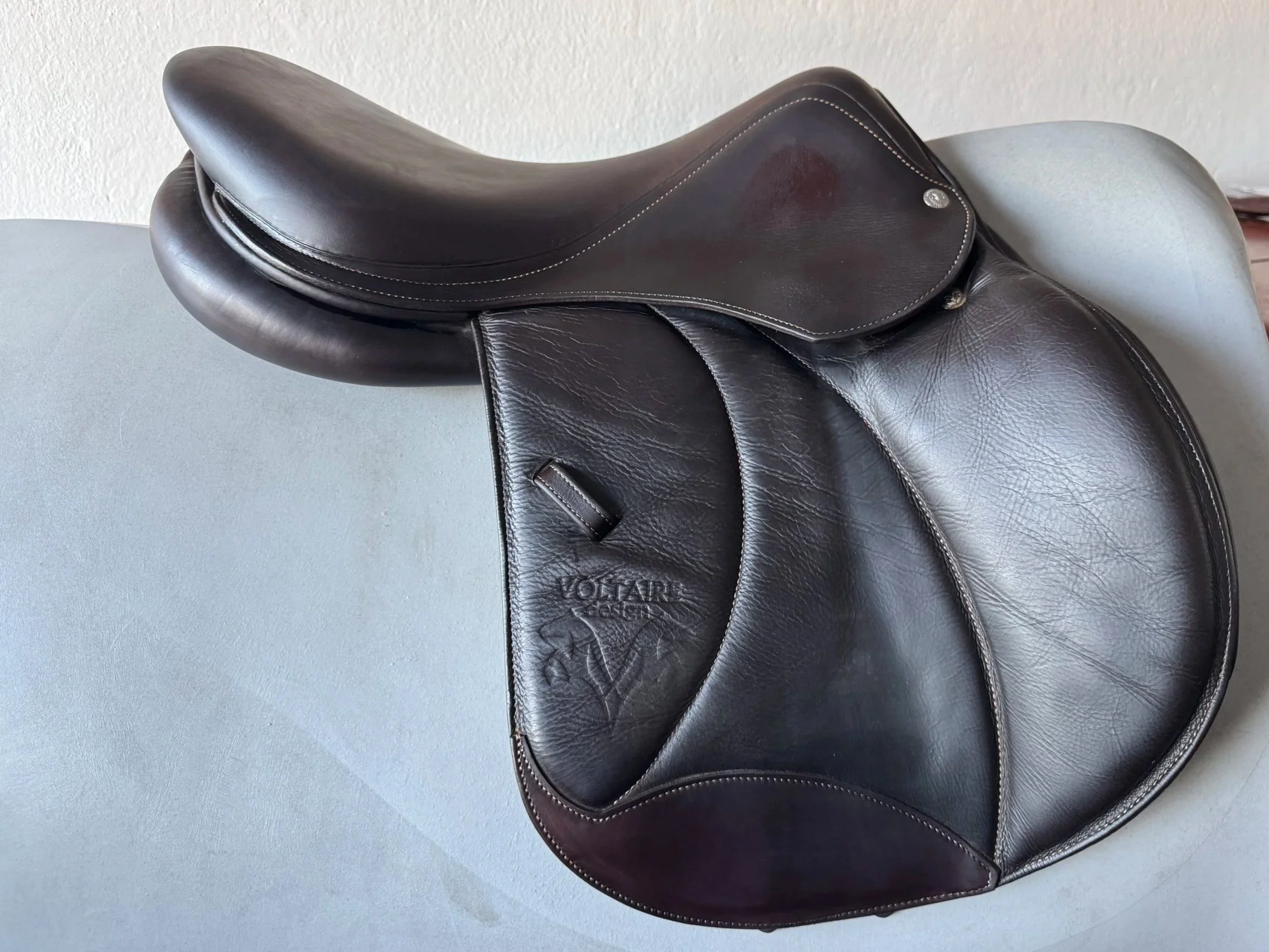17" Voltaire Palm Beach Pro Saddle - 2019 - Full Buffalo - Right Side 2
