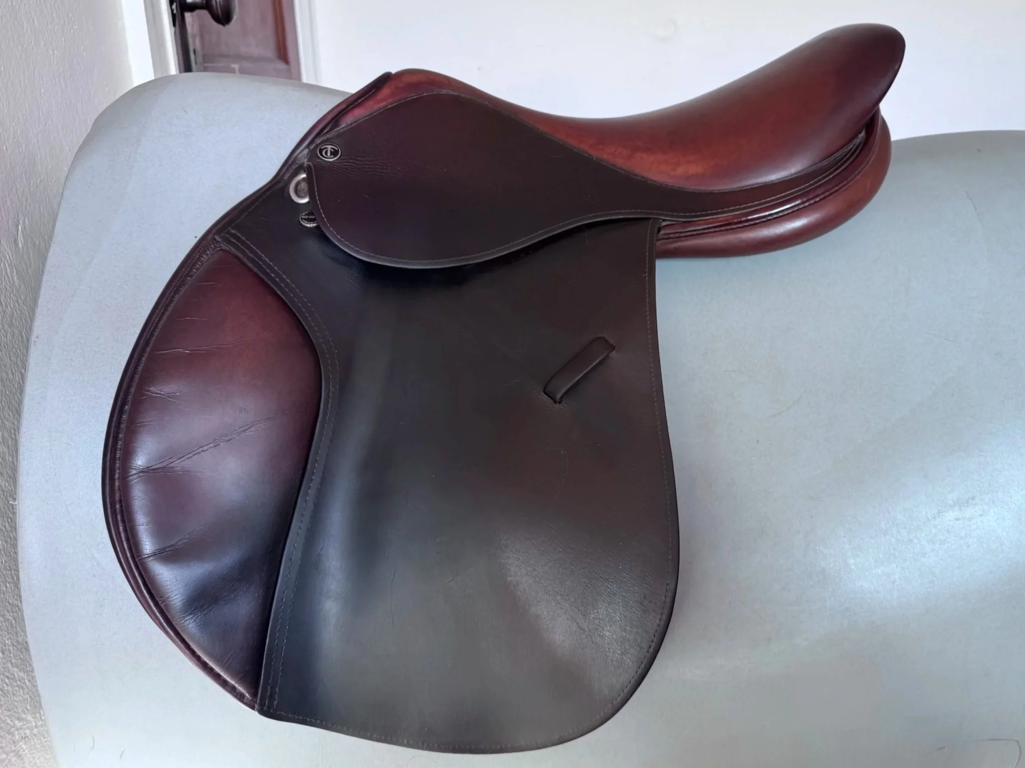 17.5" Tad Coffin A5 SmartRide Saddle - Grain / Calf - Gorgeous Panels - Left View 1