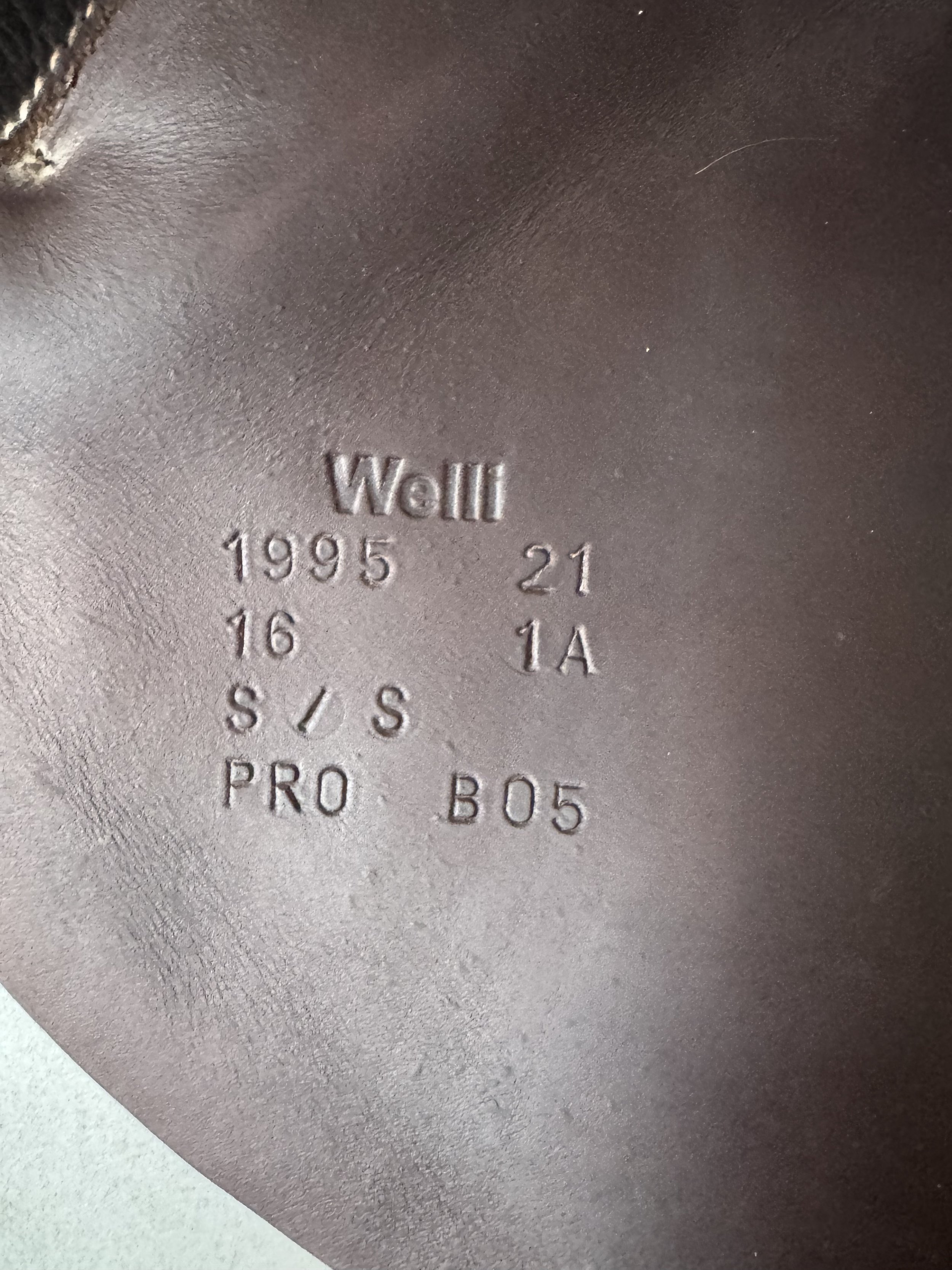 16" Voltaire Welli PRO Saddle - Child / Pony - 2021 - 1A - Full Buffalo - Serial Stamp