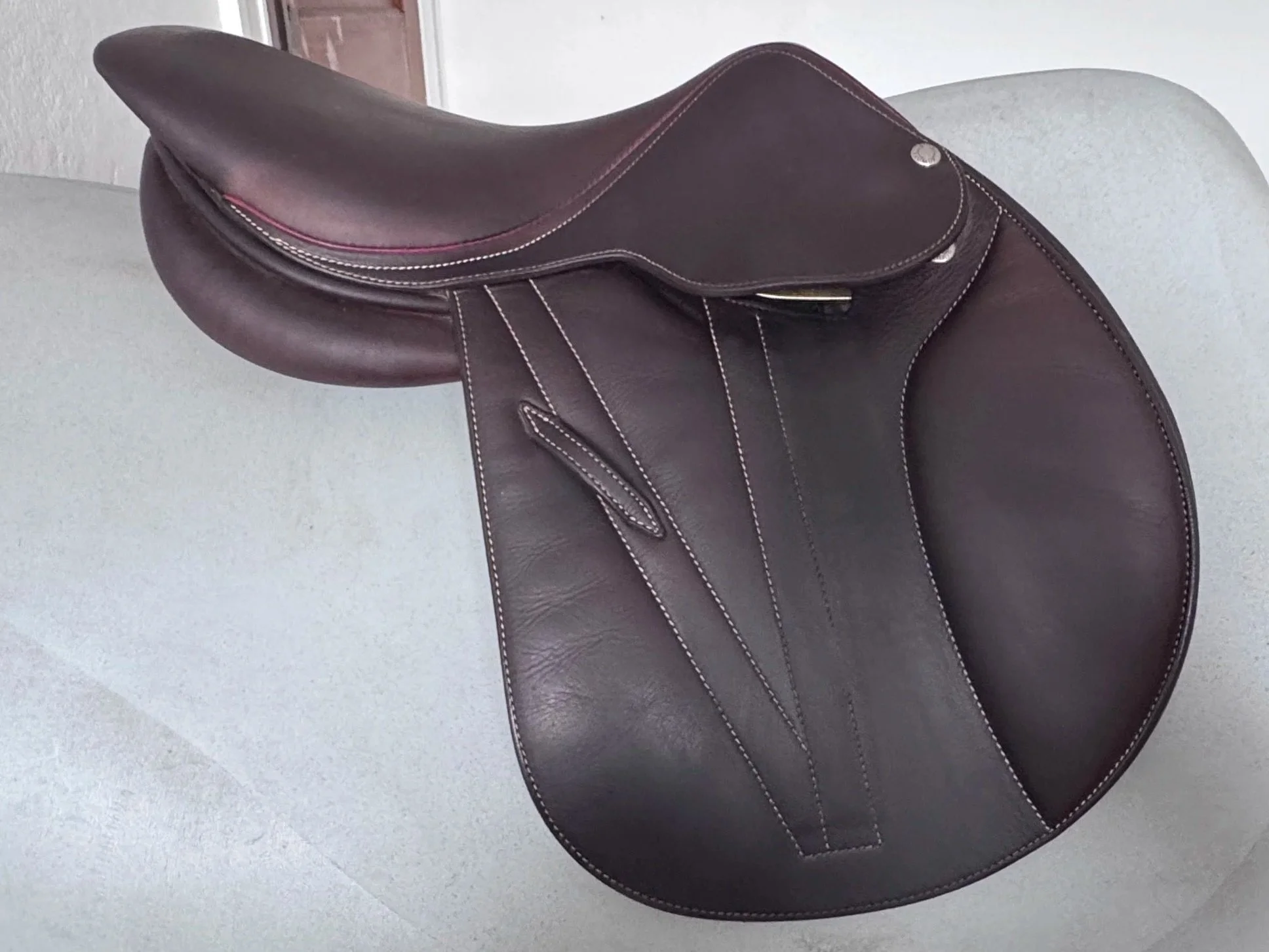14" Baby Butet Premium Saddle - 2021 - Cachou / Calf - Integrated Panels - Right View 3