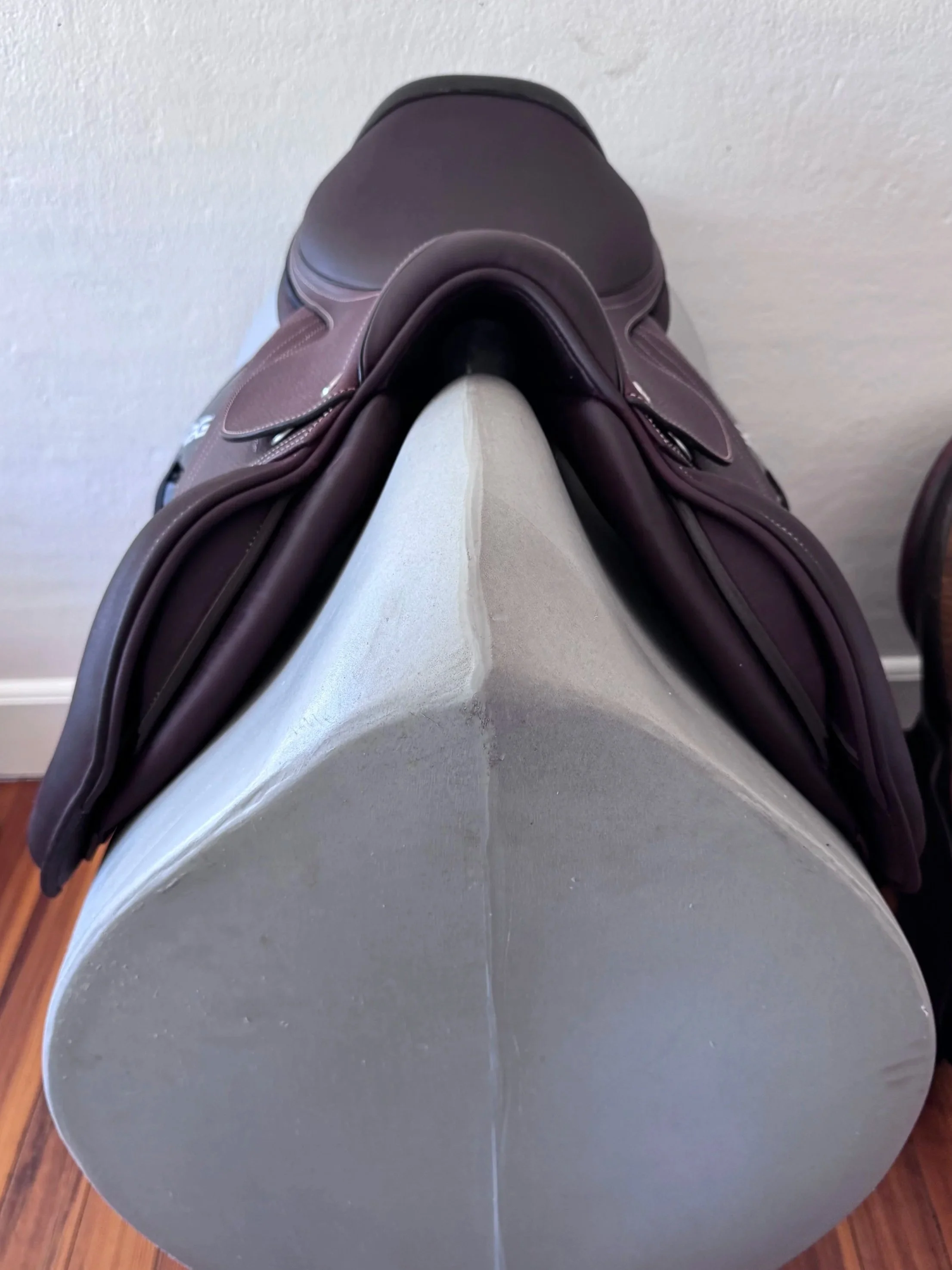 NEW 17.5" CWD SE40 2Gs Saddle - 2024 - 3C - Grained Buffalo - Never Ridden In! - Front Panels 2