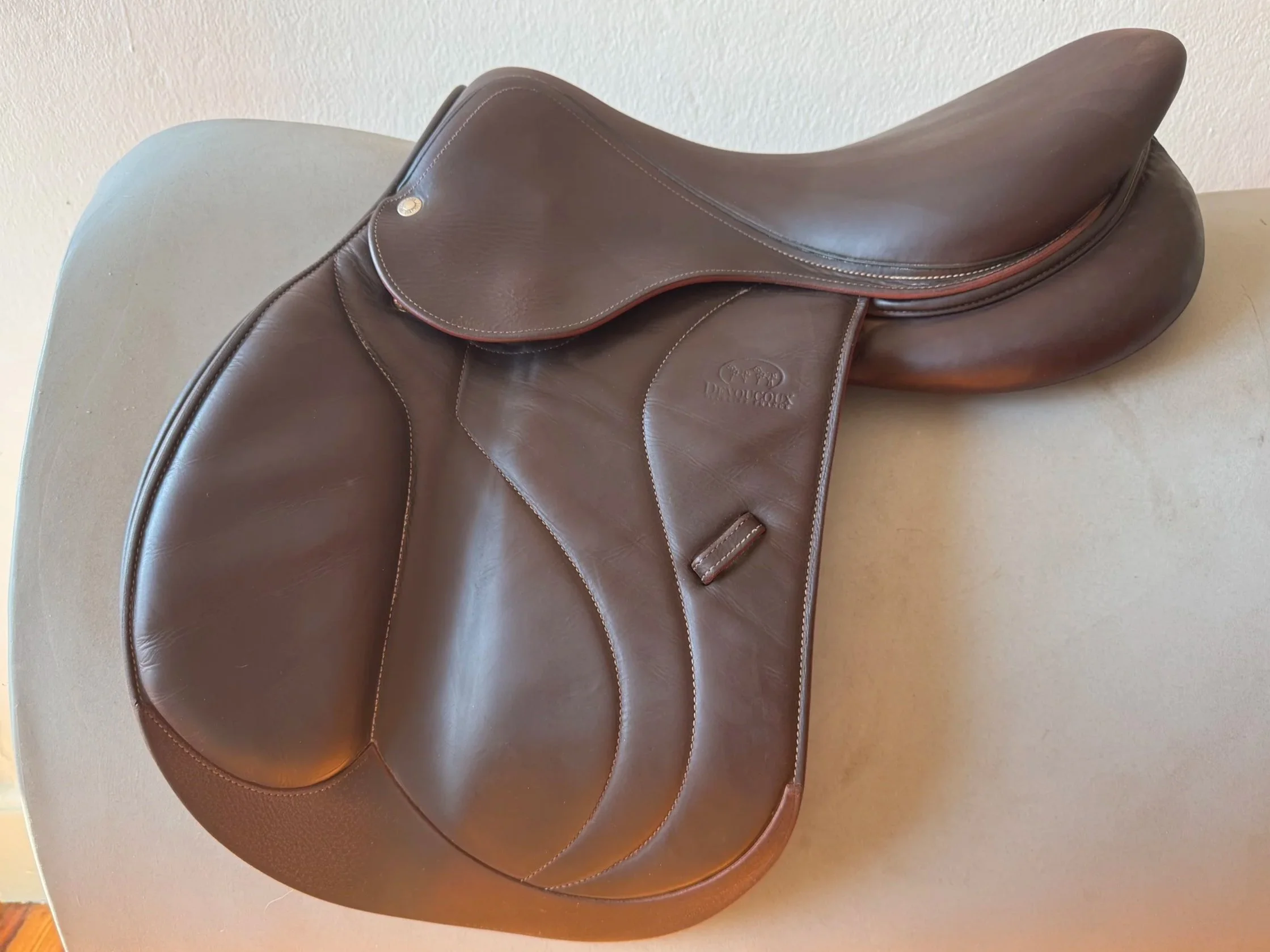 17" Devoucoux Biarritz S Saddle - 2018 - 2N - Full Buffalo - Left View