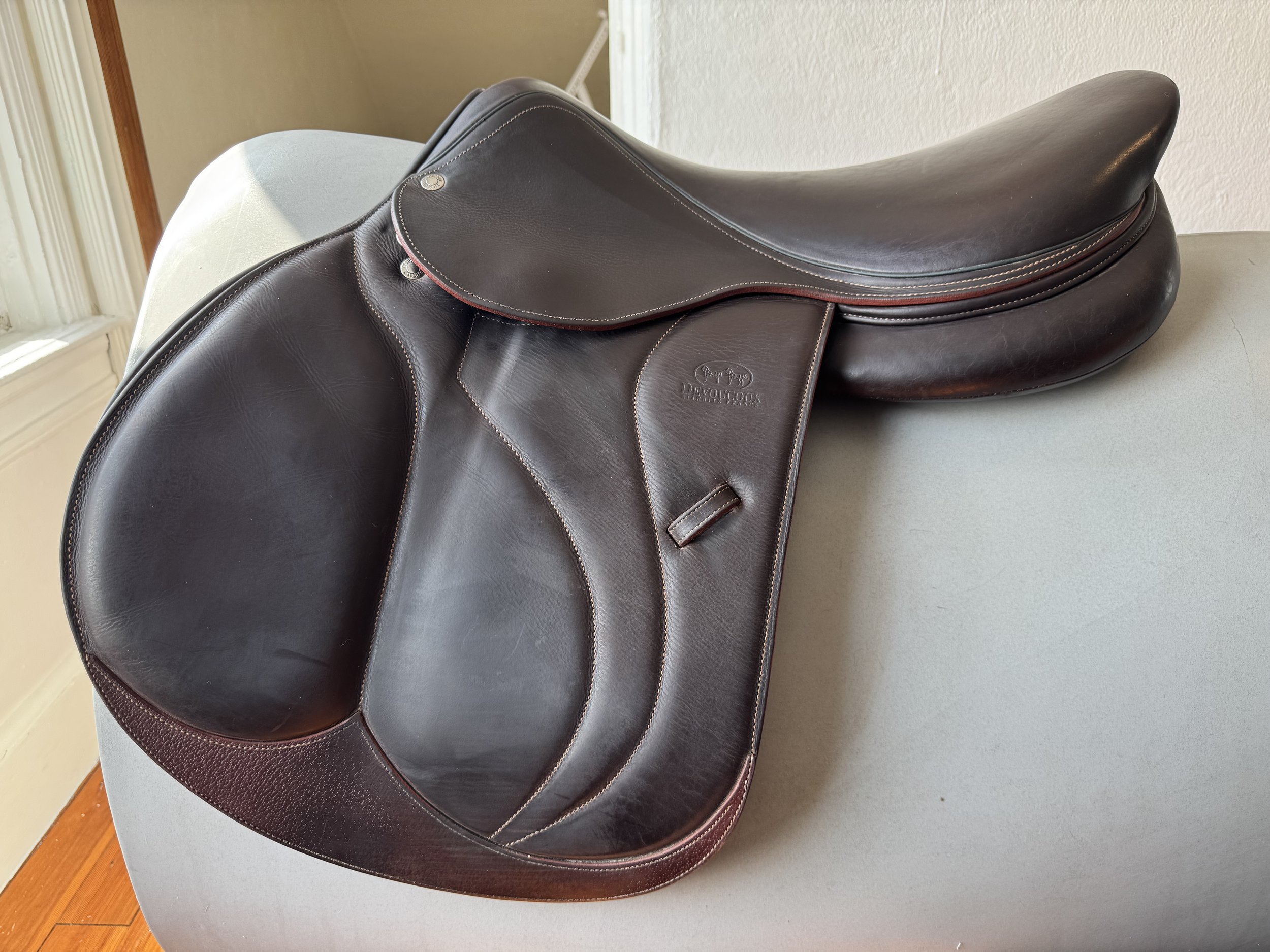 18" Devoucoux Biarritz C Saddle