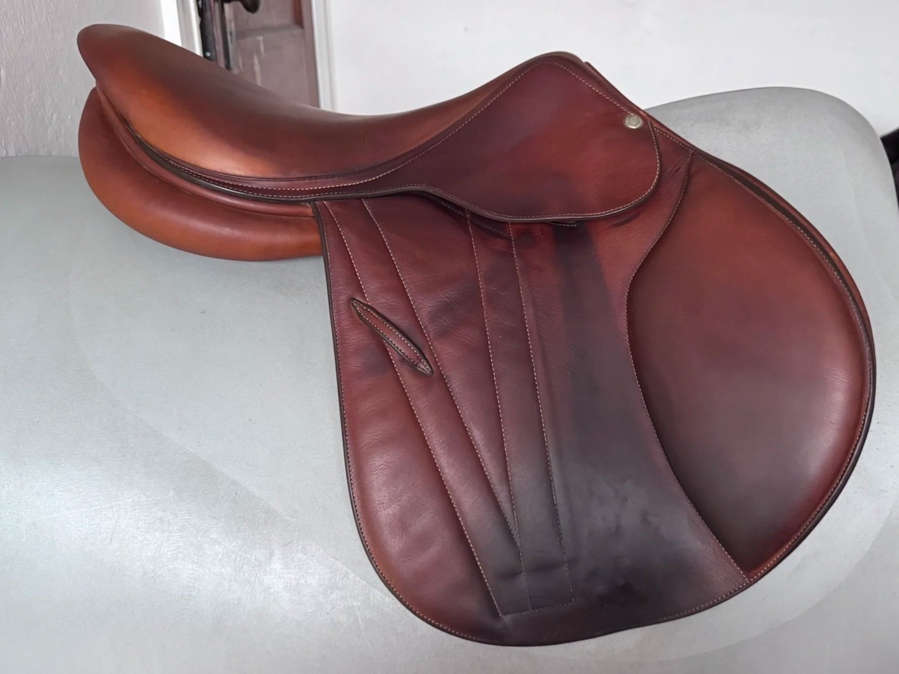 17.5" Butet Premium Saddle - 2019 - L - 2.5 - Full Calf - Integrated Panels - Right View 7