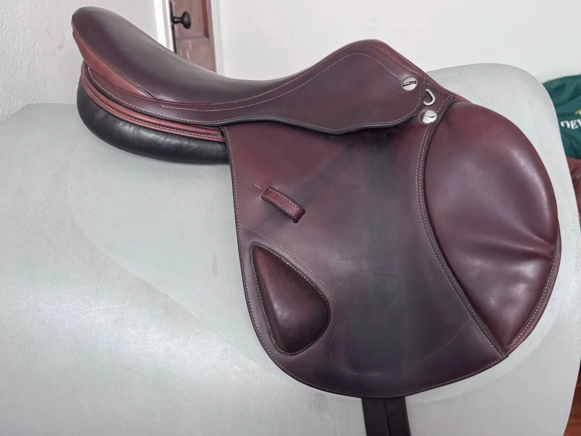 18" Erreplus EM Monoflap Saddle - 2020 - SL Panels - Wool Flocked & Fully Adjustable - Right View 2