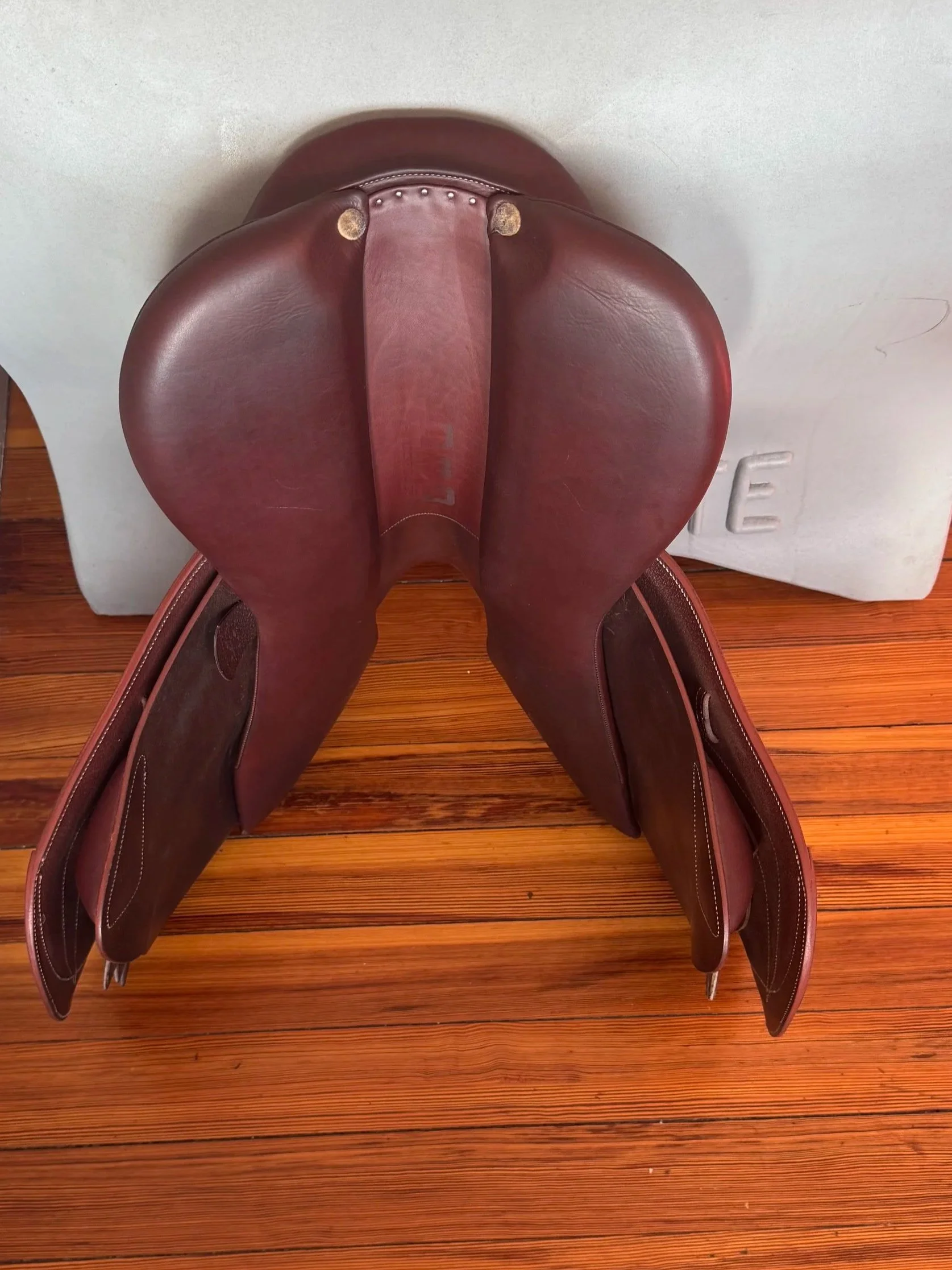 17.5" Devoucoux Biarritz O Saddle - 2020 - 2A - Full Buffalo - Tree