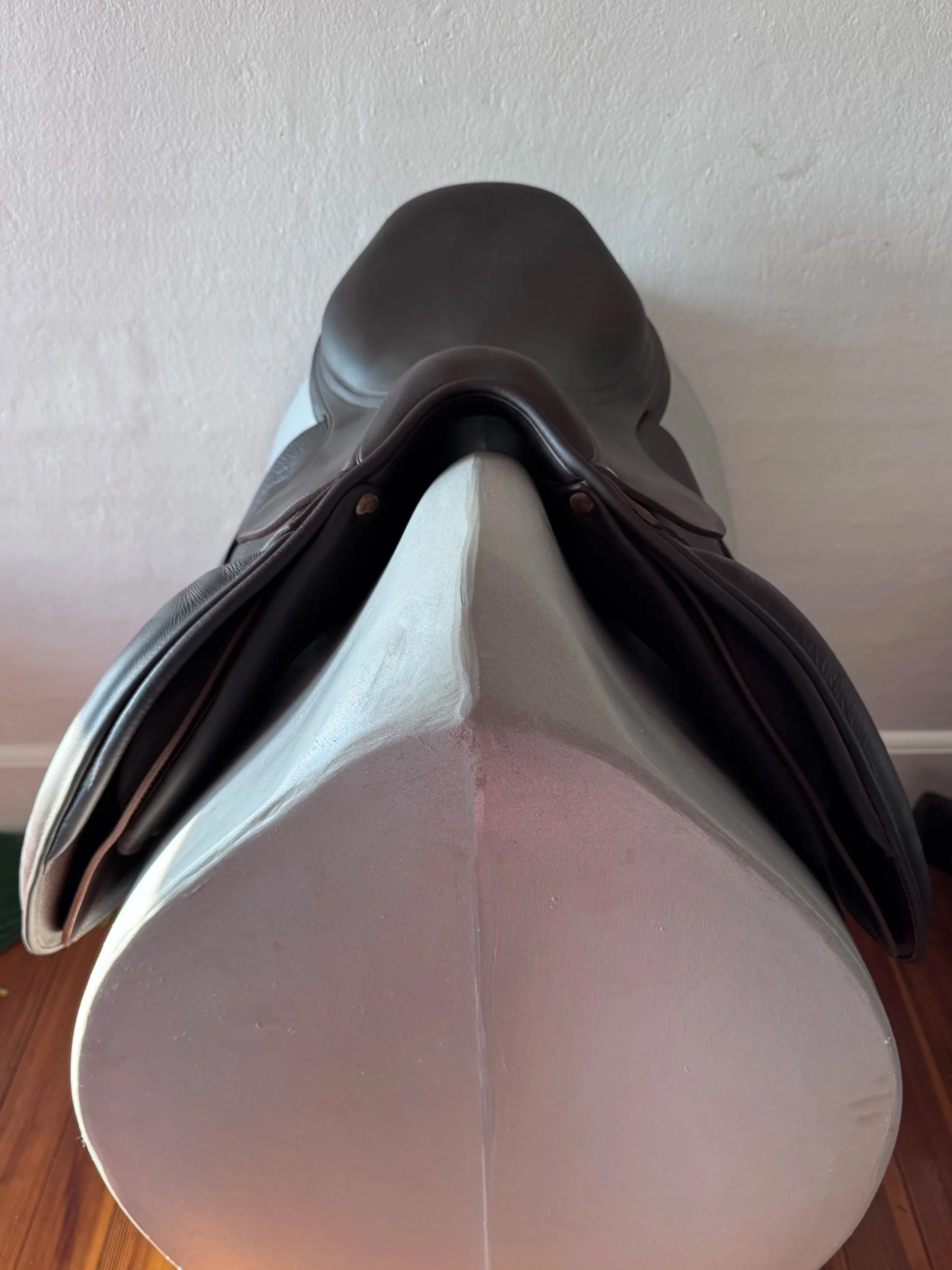 17" Antares Evolution Saddle - 2022 - 3NB - Full Buffalo - A01 WIDE - Front Panels