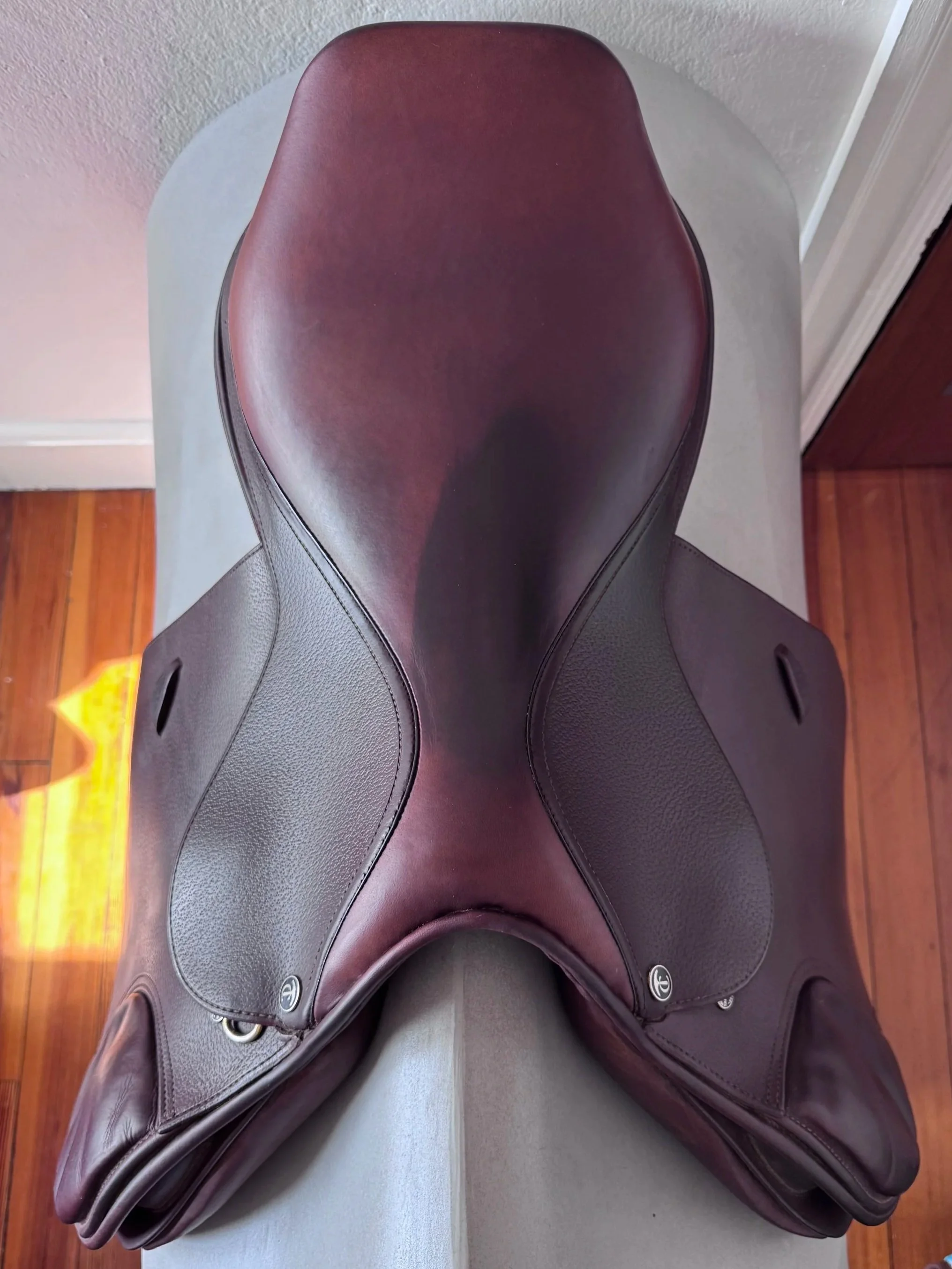 18.5" / 18" Tad Coffin TC2SR SmartRide Performance Saddle - 2020 - Seat 2