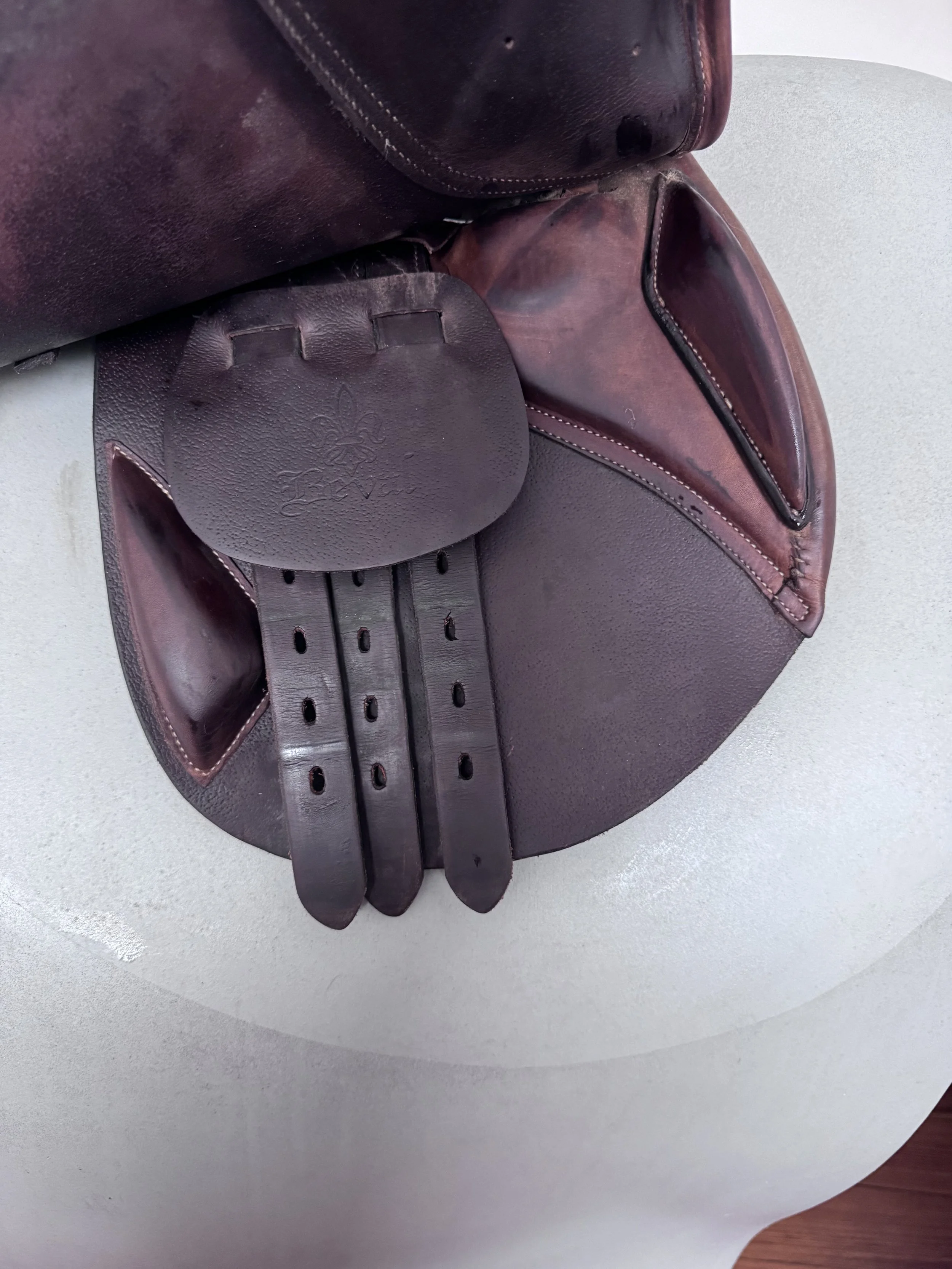 15" Beval Artisan Saddle - Child / Pony - Grain / Calf - Right Underflap