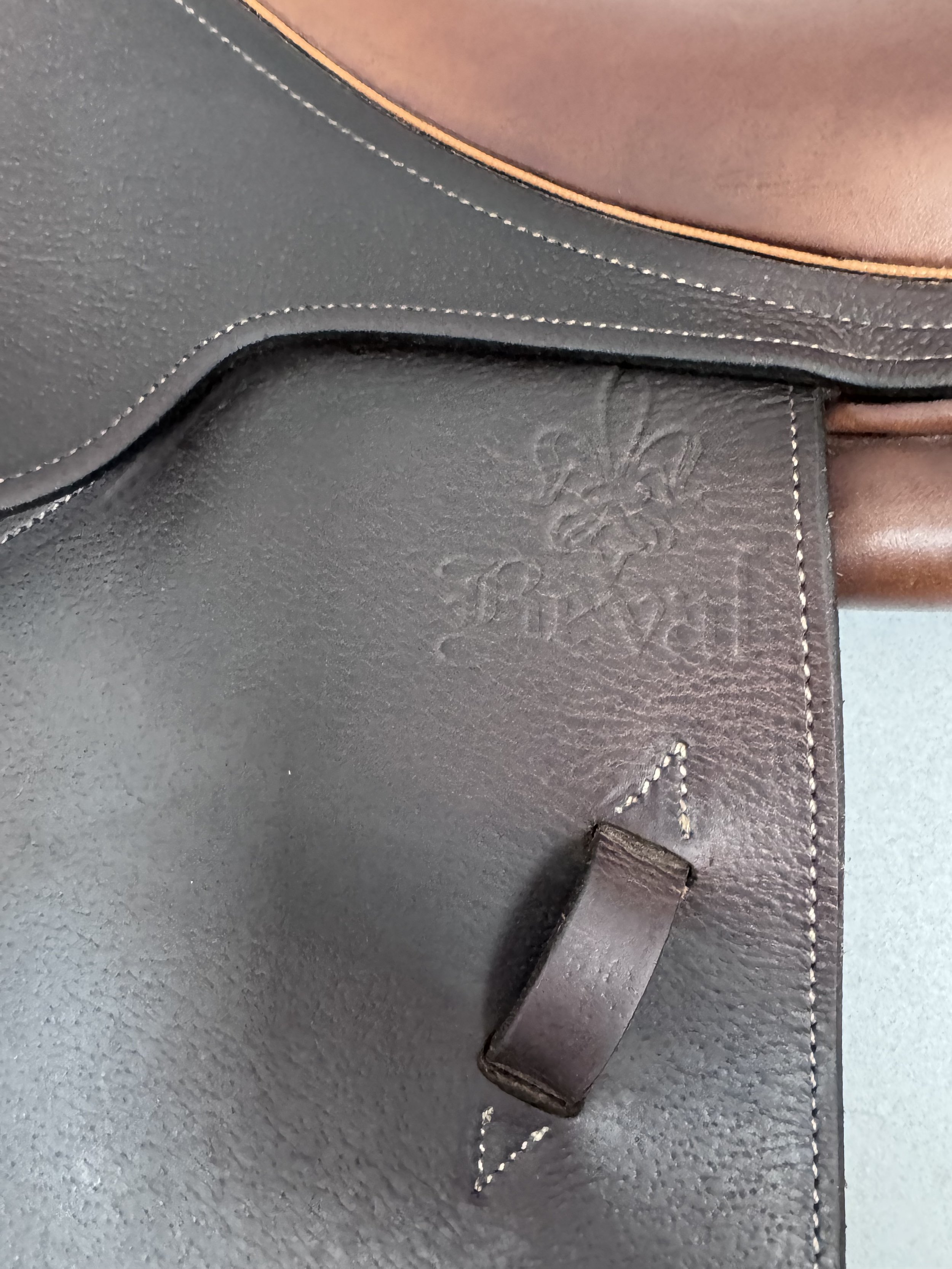 15" Beval Artisan Saddle - Child / Pony - Grain / Calf - Beval Logo