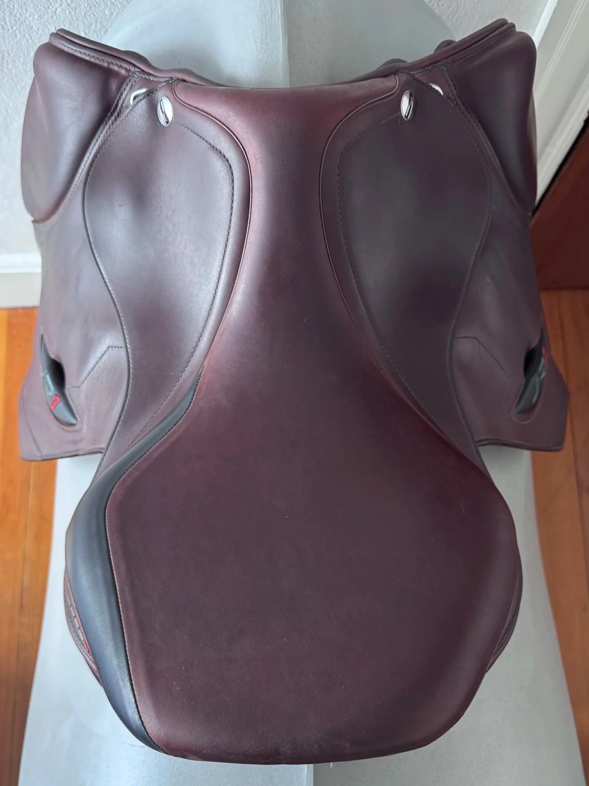 17.5" Erreplus JR1 Saddle - SL Panels - Full Bull - Wool Flocked & Fully Adjustable - Seat 2