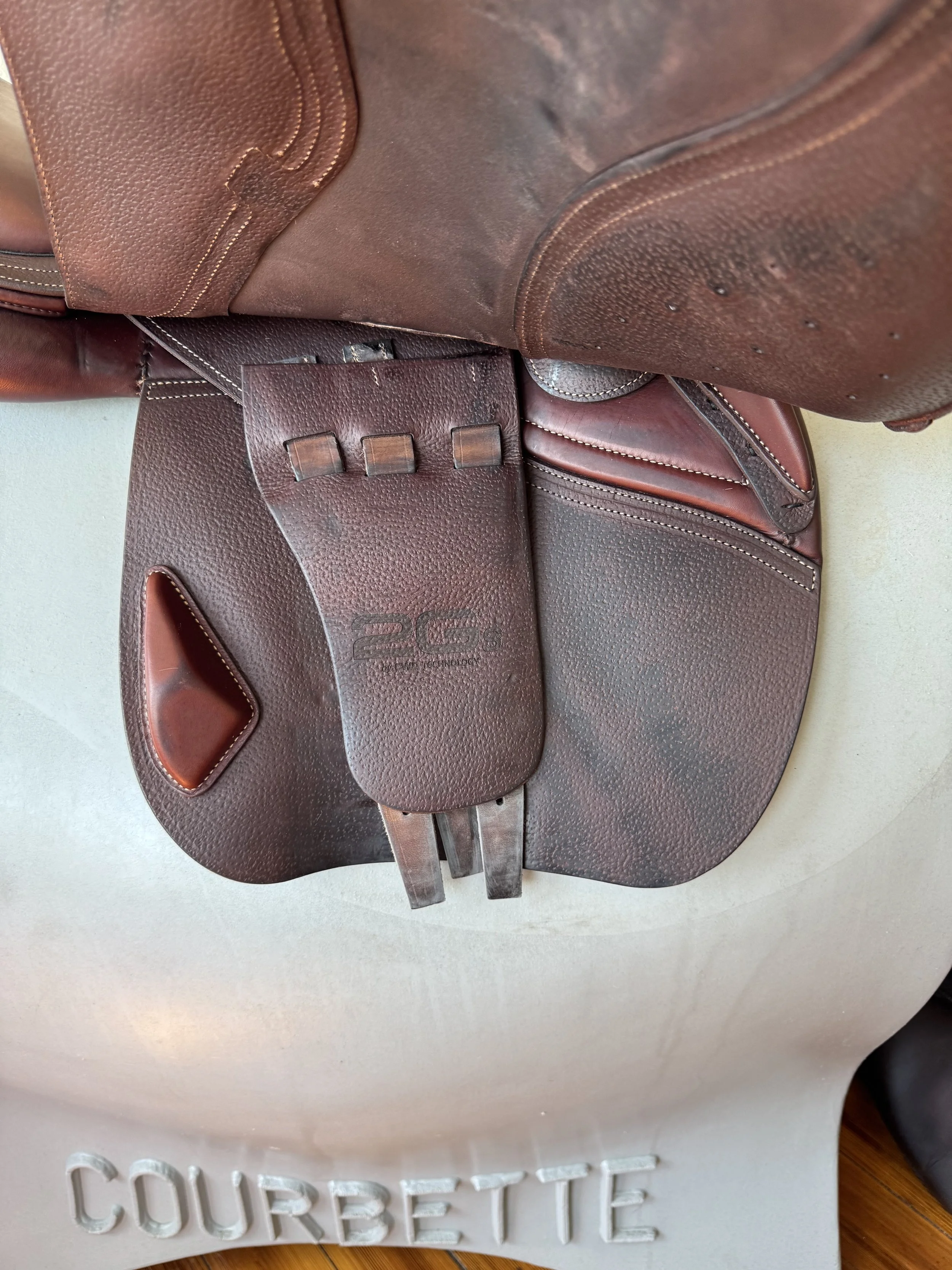17.5" CWD Hunter 2Gs Saddle - Right Underflap