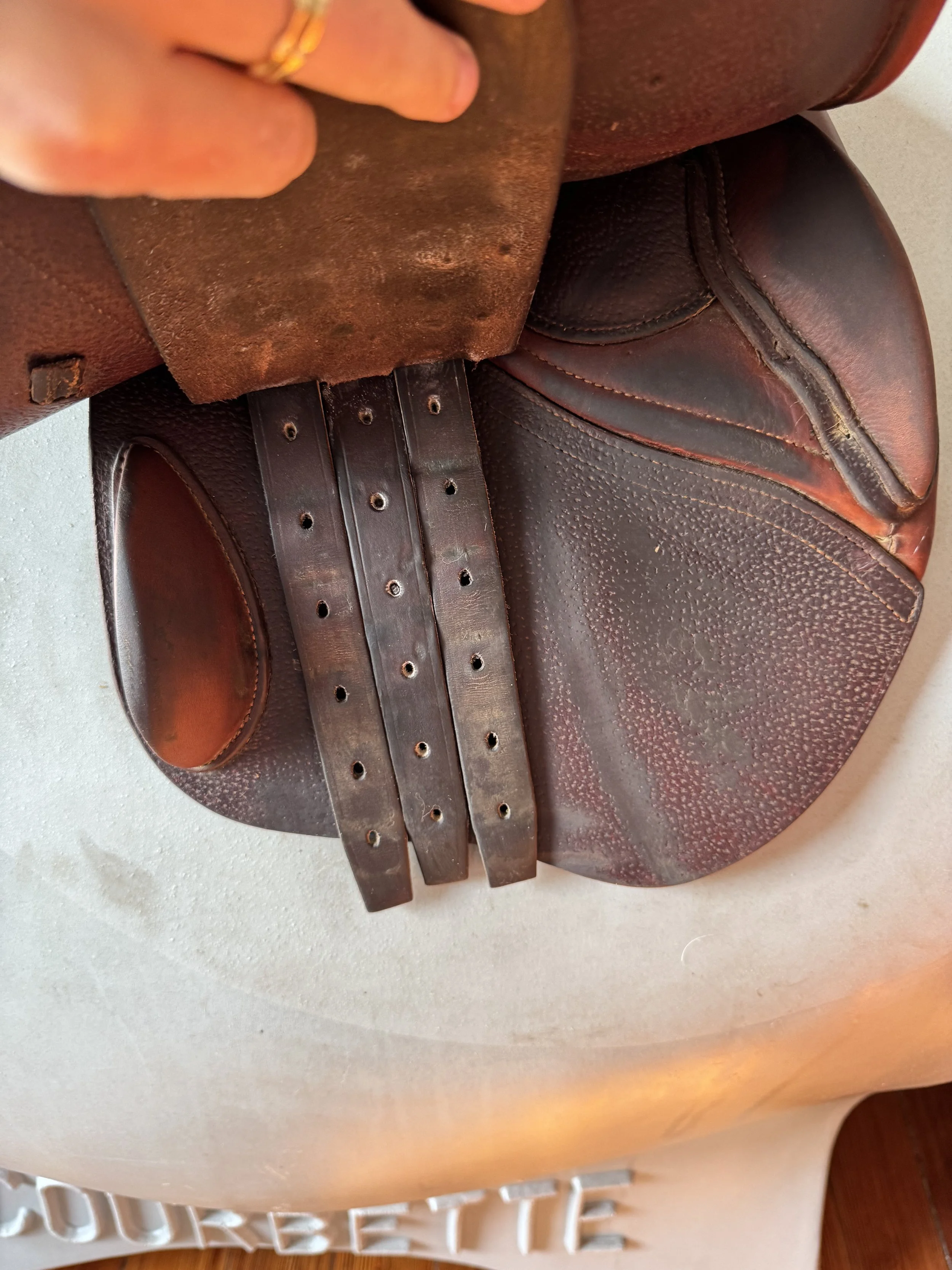 15.5" CWD SE02 Child / Pony Saddle - 1L - Right Underflap