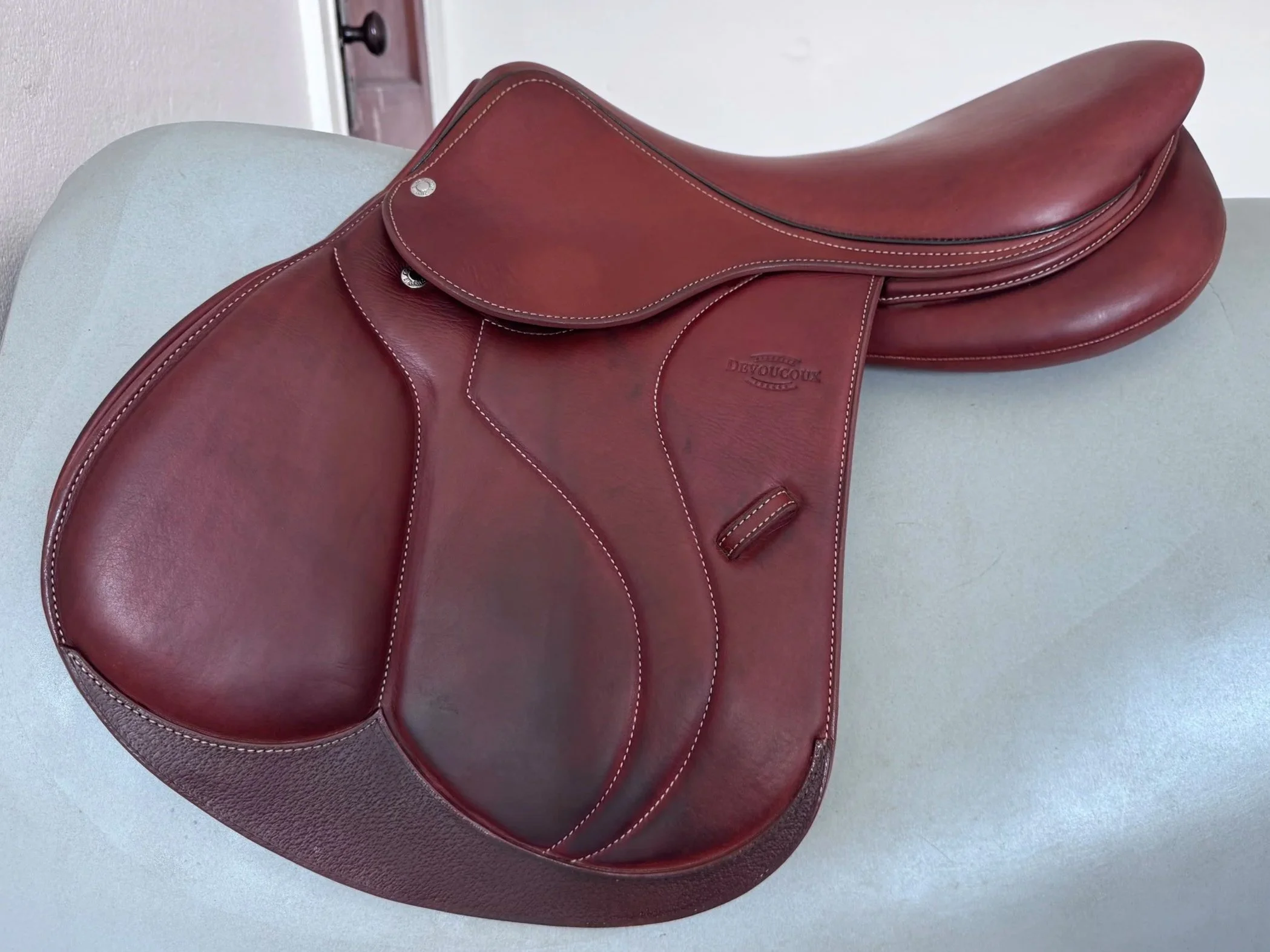 17.5" Devoucoux Biarritz S - 2022 - 1AA - Full Buffalo - Left View 5