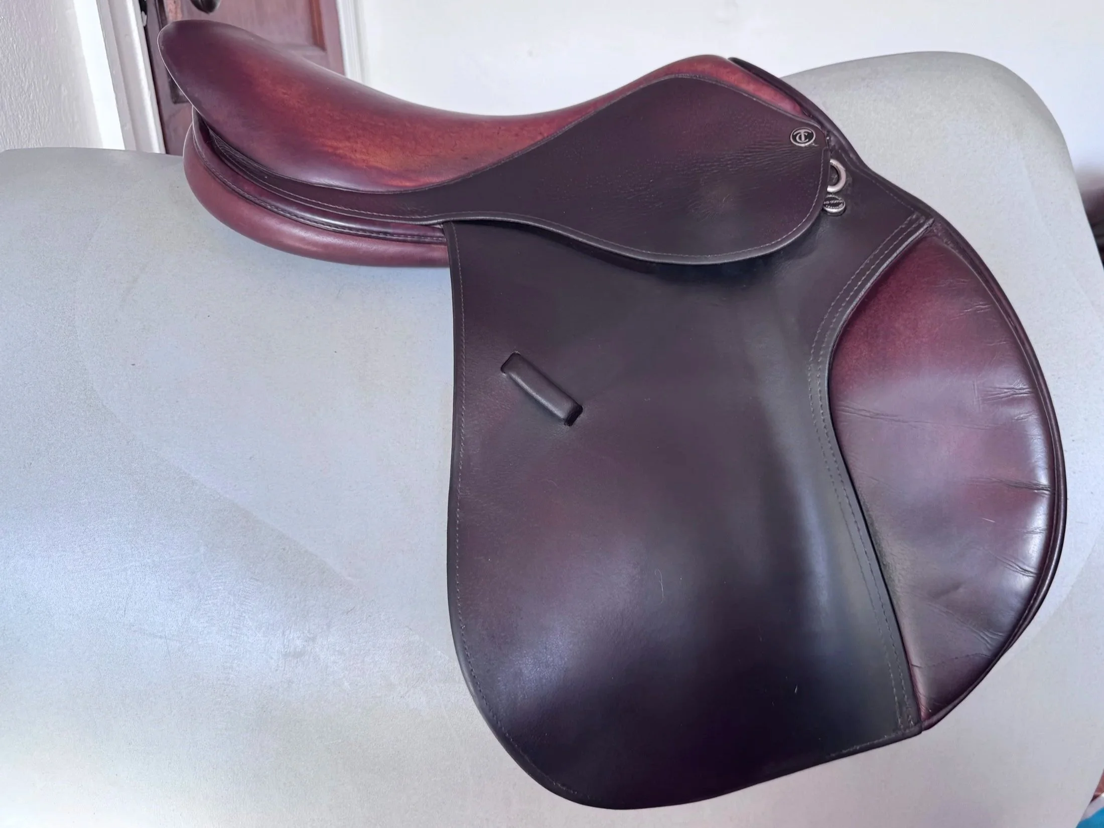 17.5" Tad Coffin A5 SmartRide Saddle - Grain / Calf - Gorgeous Panels - Right View 2
