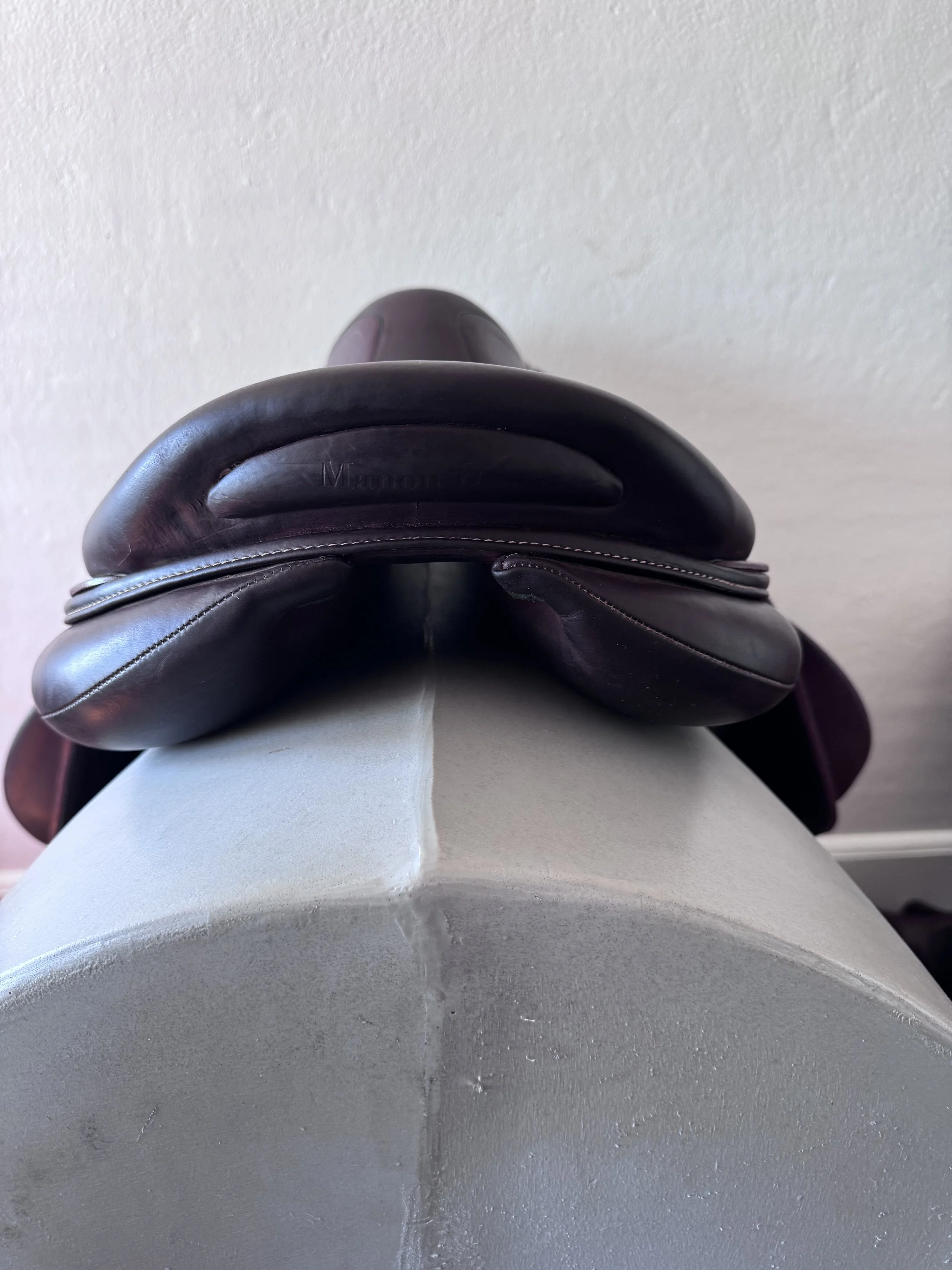 18" Devoucoux Chiberta Lab Monoflap Saddle - 2022 - 3AAR - Full Buffalo  - Cantle