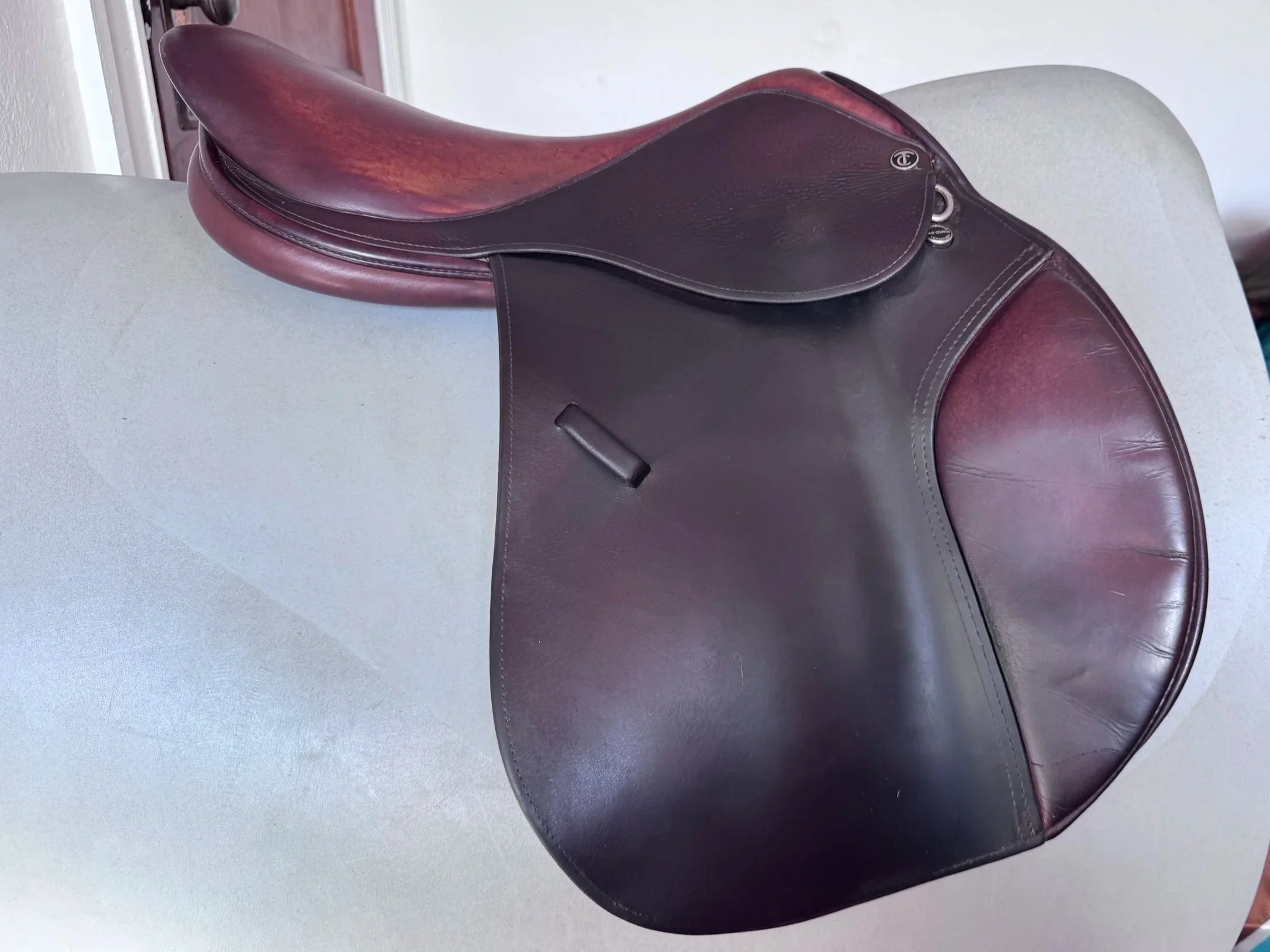 17.5" Tad Coffin A5 SmartRide Saddle - Grain / Calf - Gorgeous Panels - Right View 4