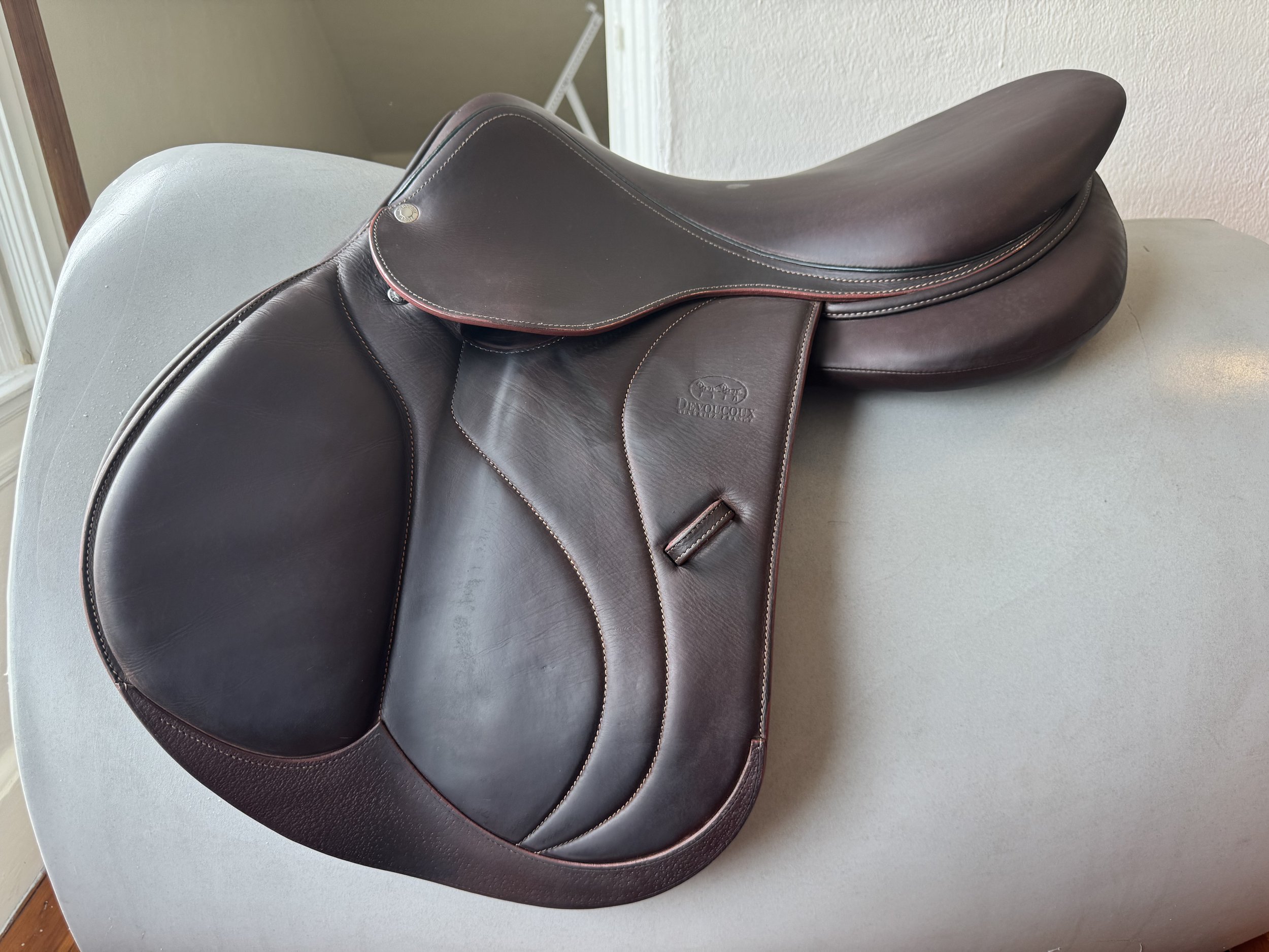 17.5" Devoucoux Biarritz S Saddle - 2021