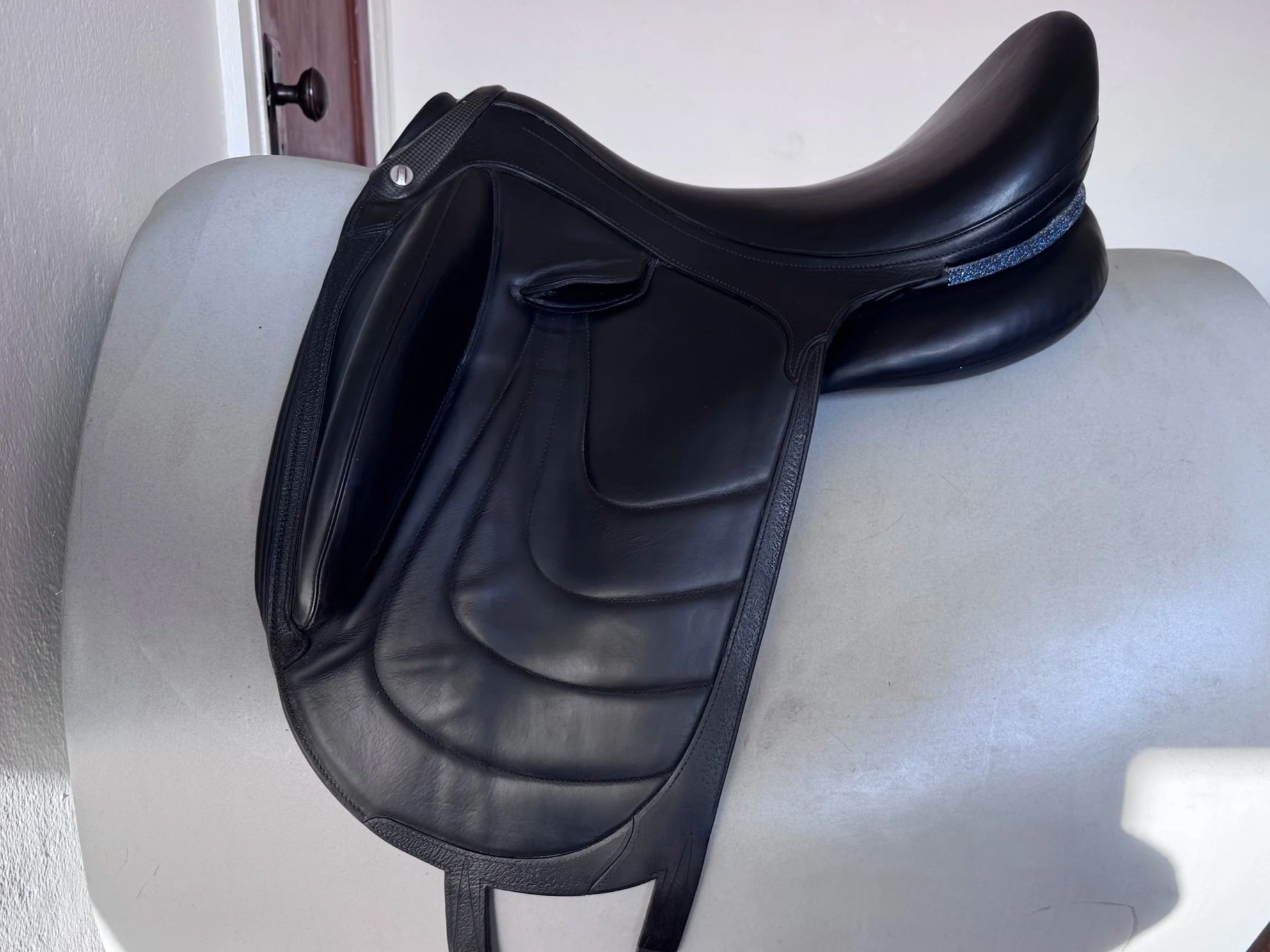 18" Devoucoux Makila Harmonie Dressage Saddle - 2018 - 2A - Left View 5