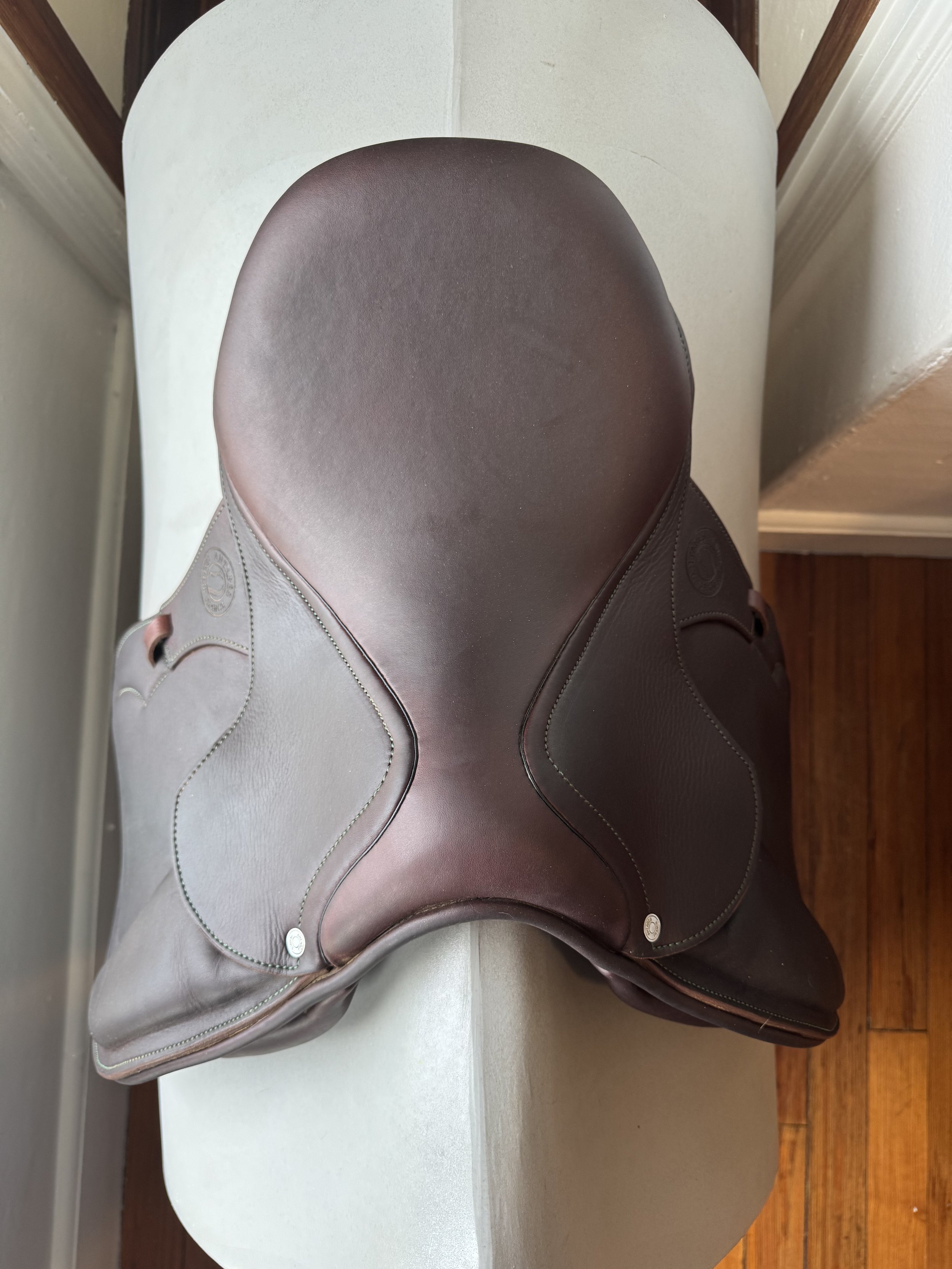 15" Antares Hero Saddle - Seat