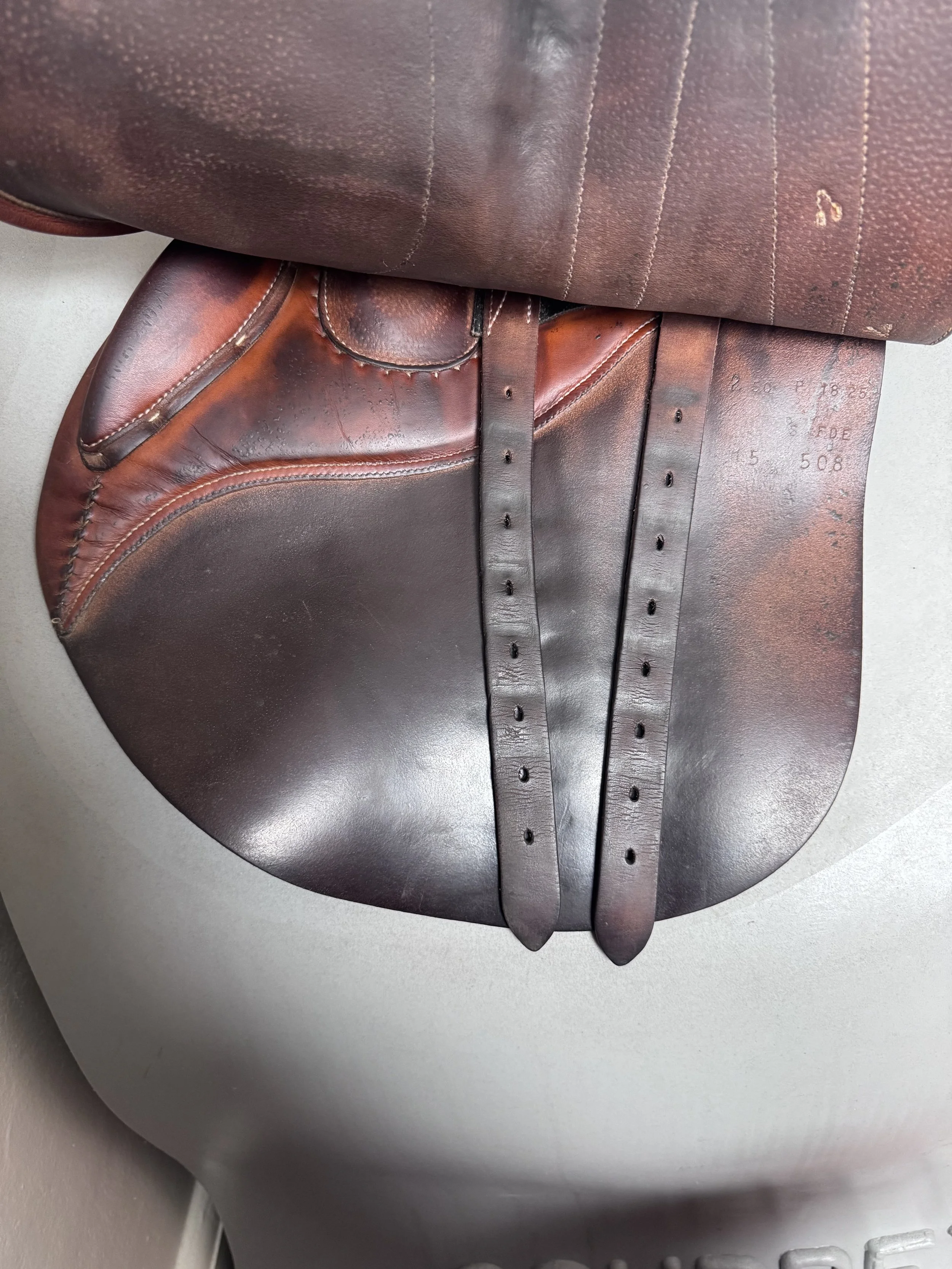 18" Butet Premium Saddle - 2015 - P Seat - 2.5 Flaps - WOOL FLOCKED - Left Billets