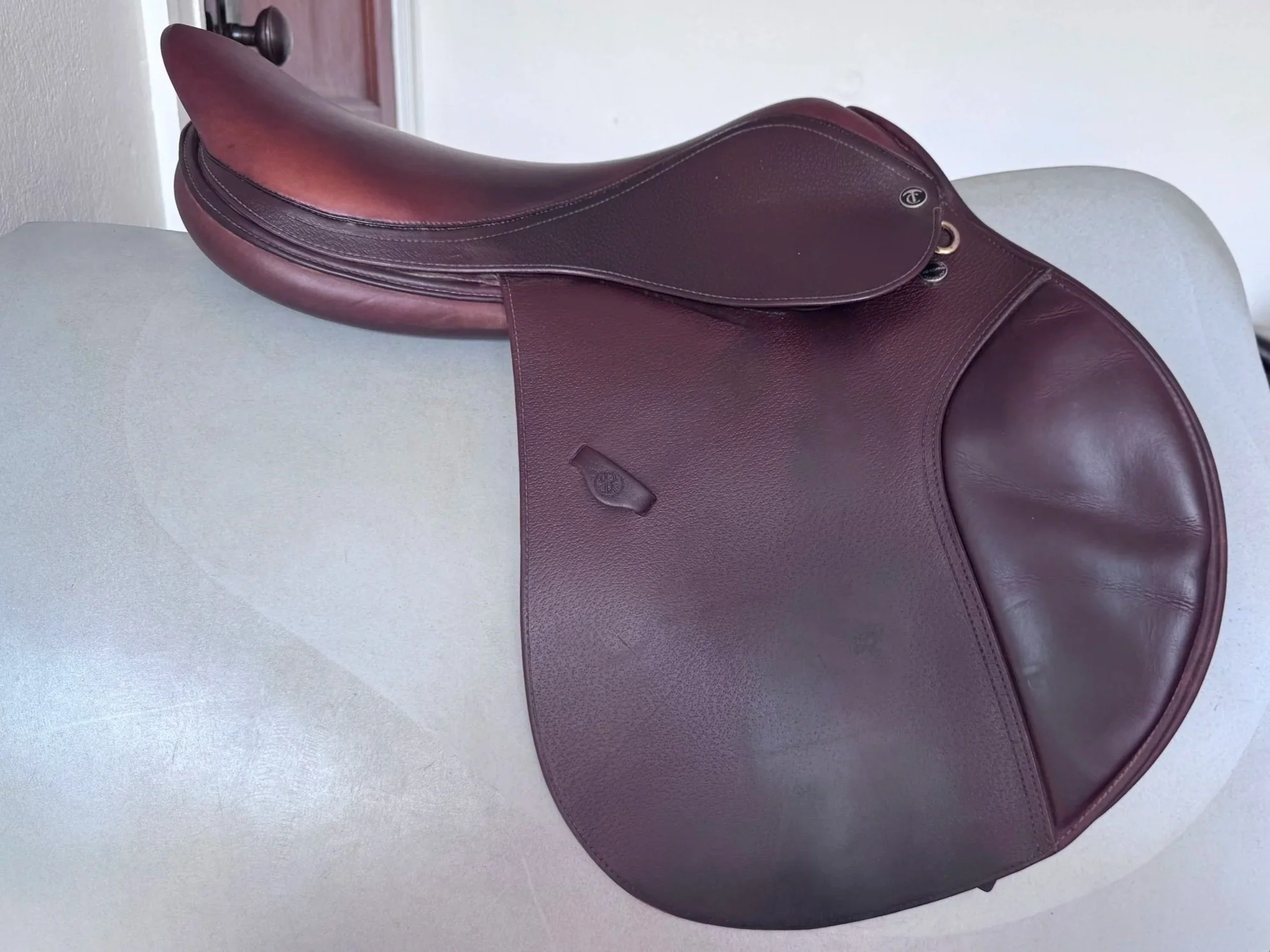 18.5" / 18" Tad Coffin TC2SR SmartRide Performance Saddle - 2020 - Right View 7