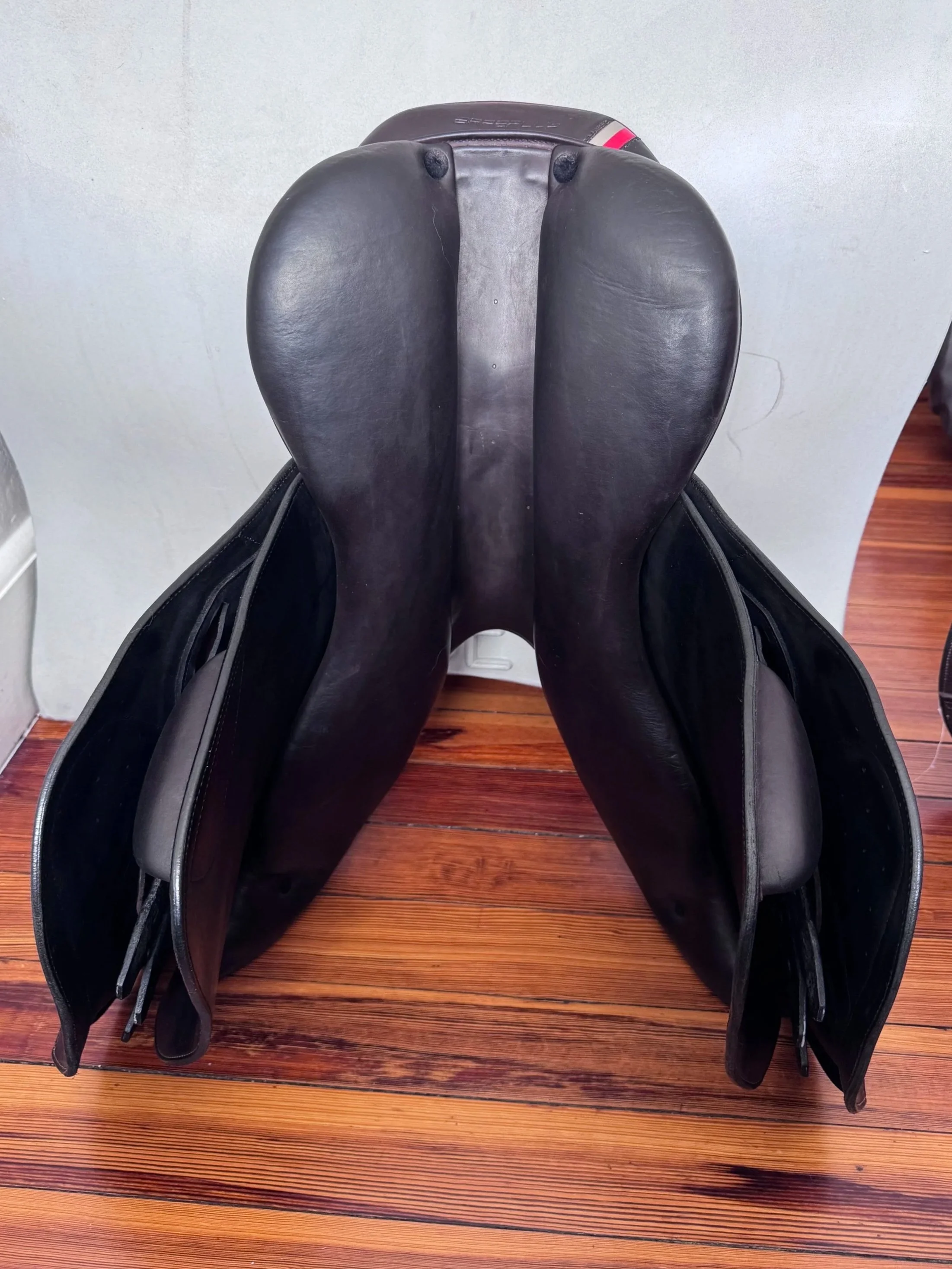 17.5" Erreplus CA Saddle - 2022 - Wool Flocked - Fully Adjustable - MINT! - Tree 1