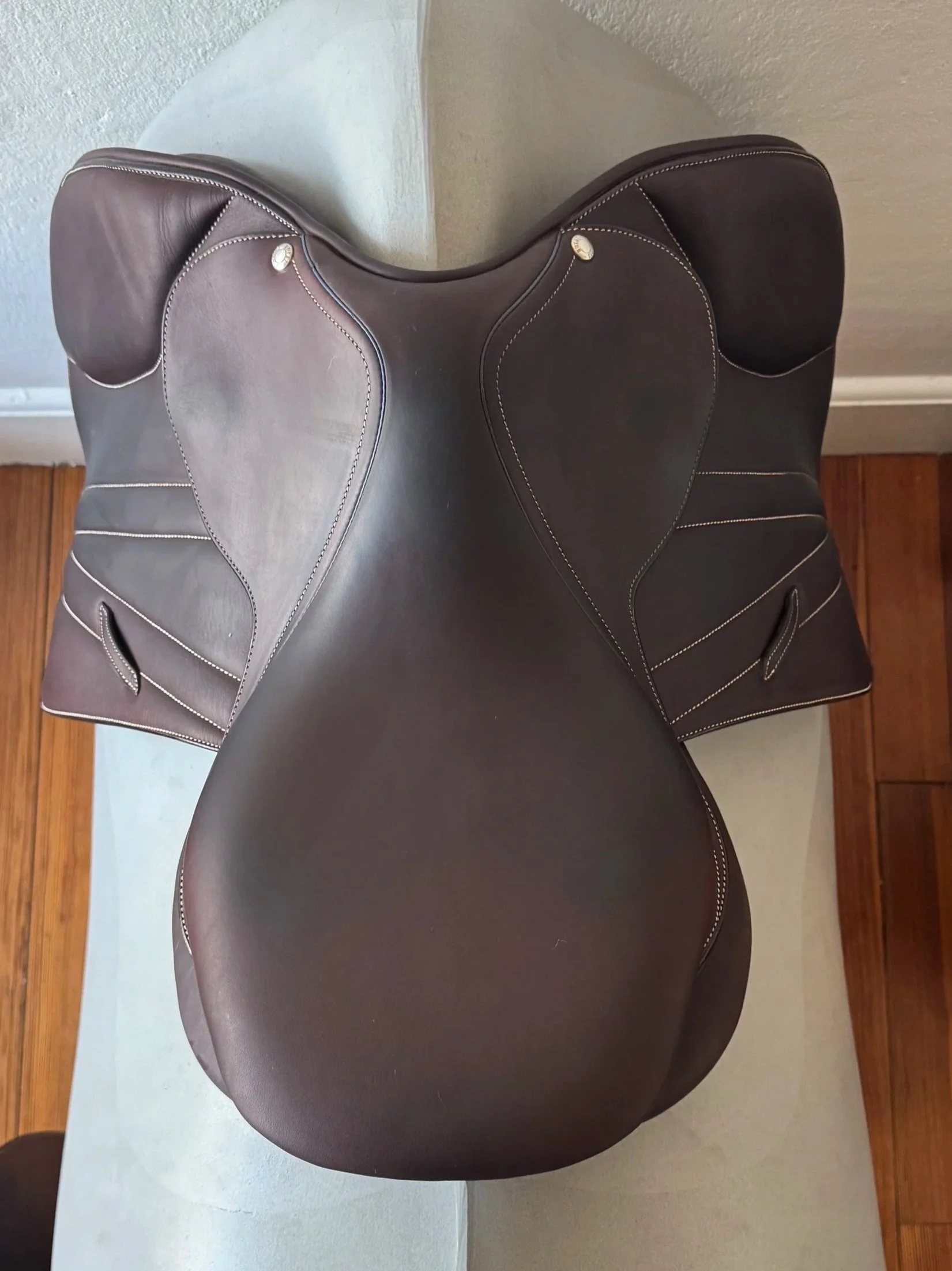 17.5" Butet Premium Saddle - 2022 - Cachou - Integrated Panels  - Seat 1