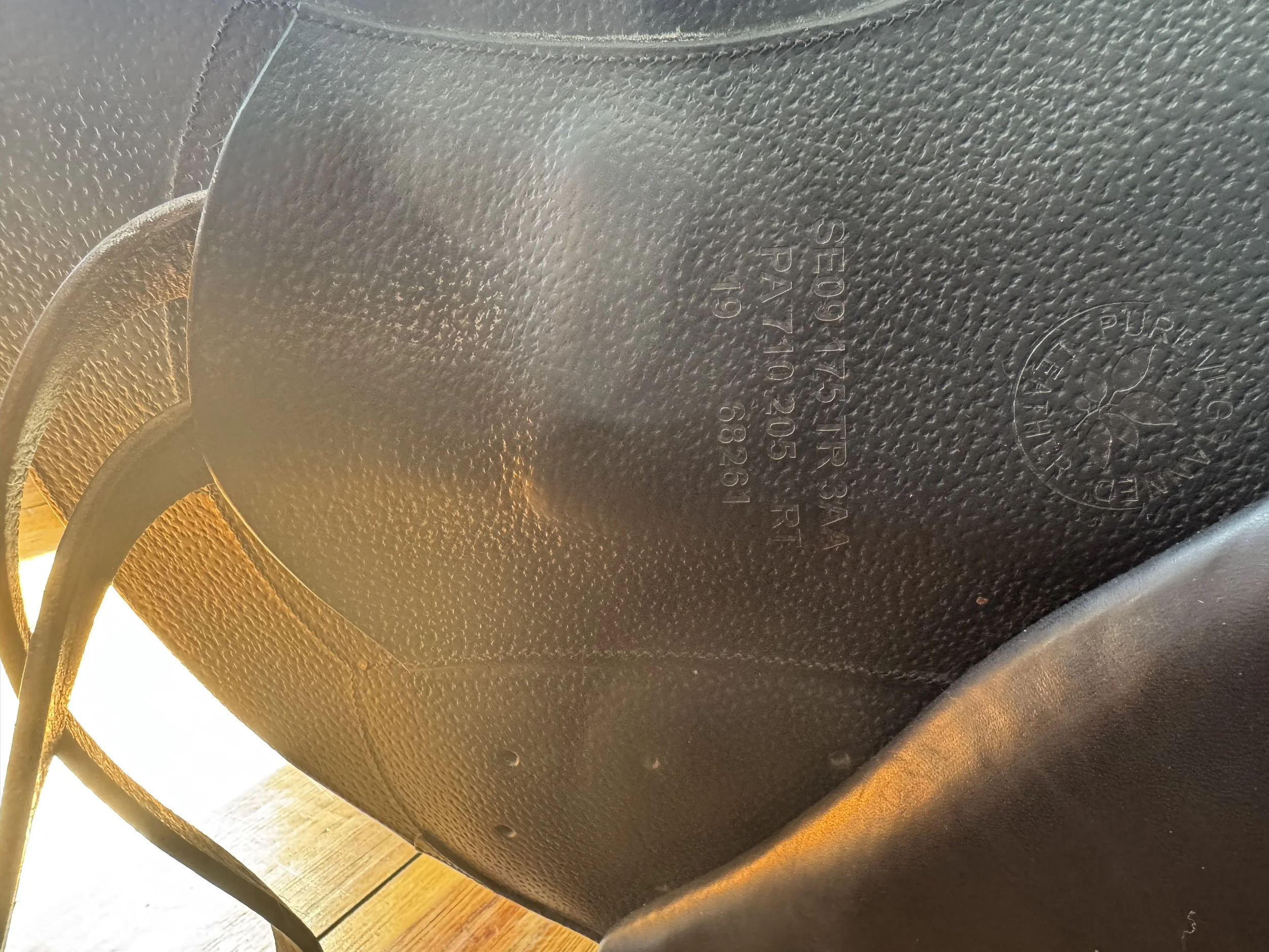 17.5" CWD SE09 Monoflap Saddle - Black - 2019 - 3AA - Full Buffalo - Serial