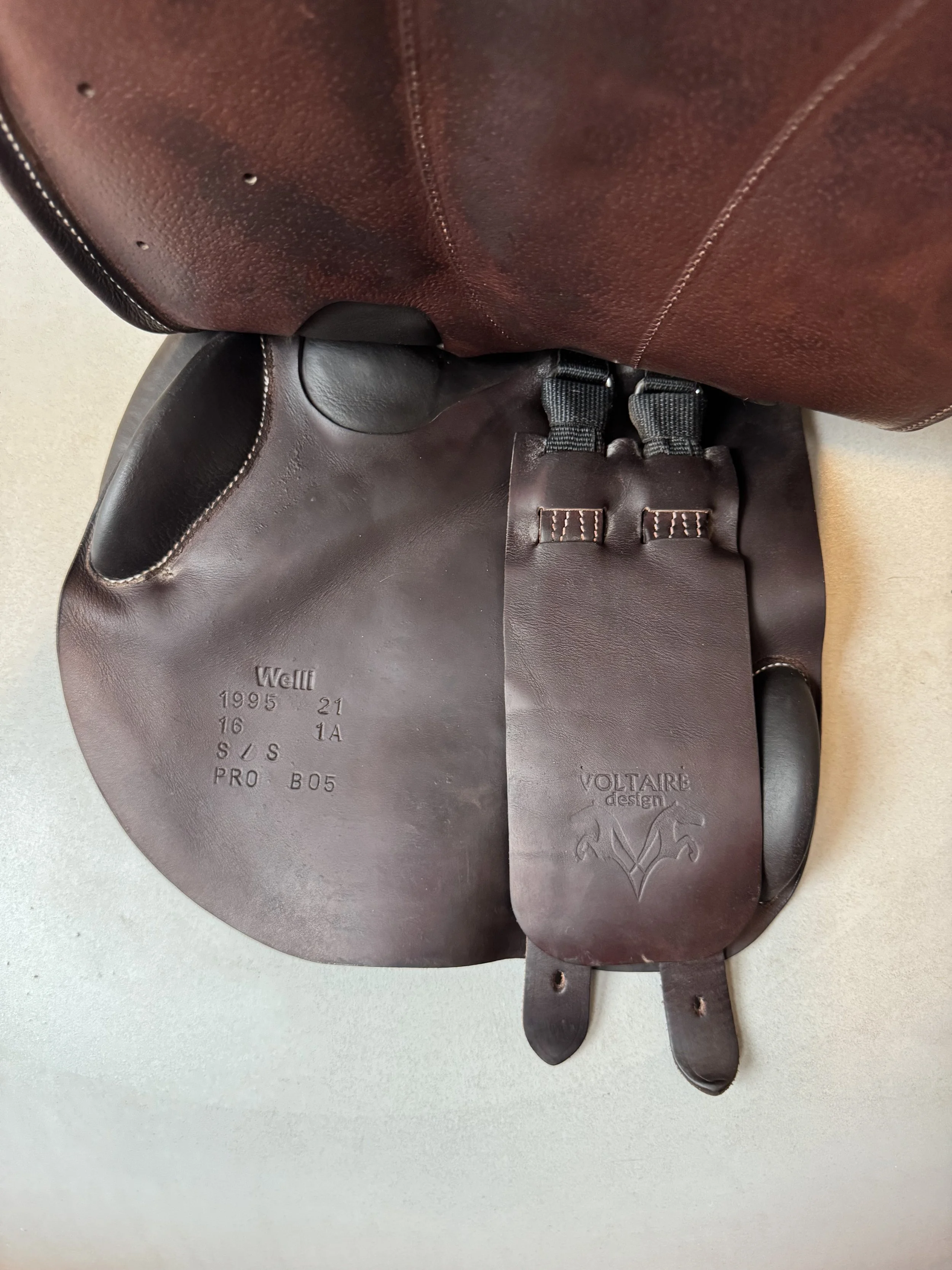 16" Voltaire Welli PRO Saddle - Child / Pony - 2021 - 1A - Full Buffalo - Underflap 1