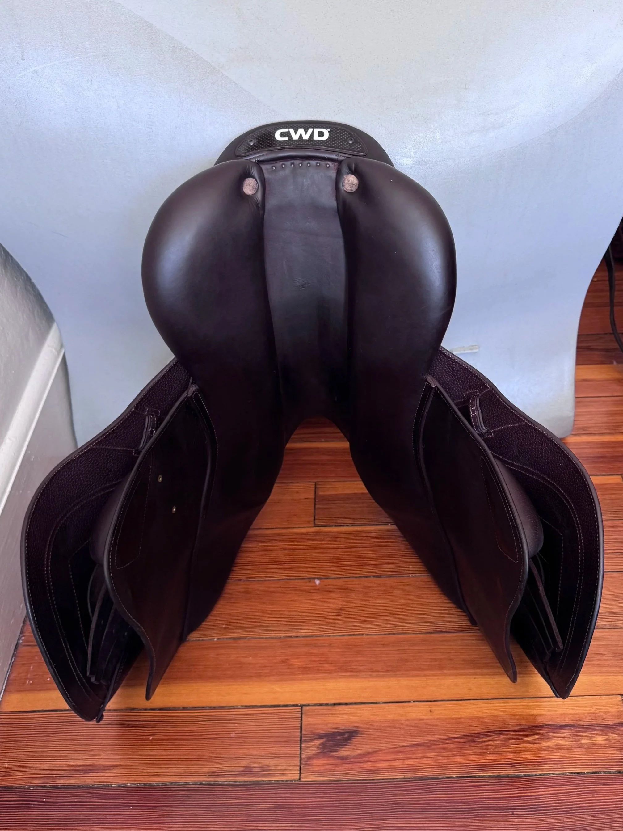 17" CWD SE32 Mademoiselle 2Gs Saddle - 2017 - 2L - WIDE - Tree 1