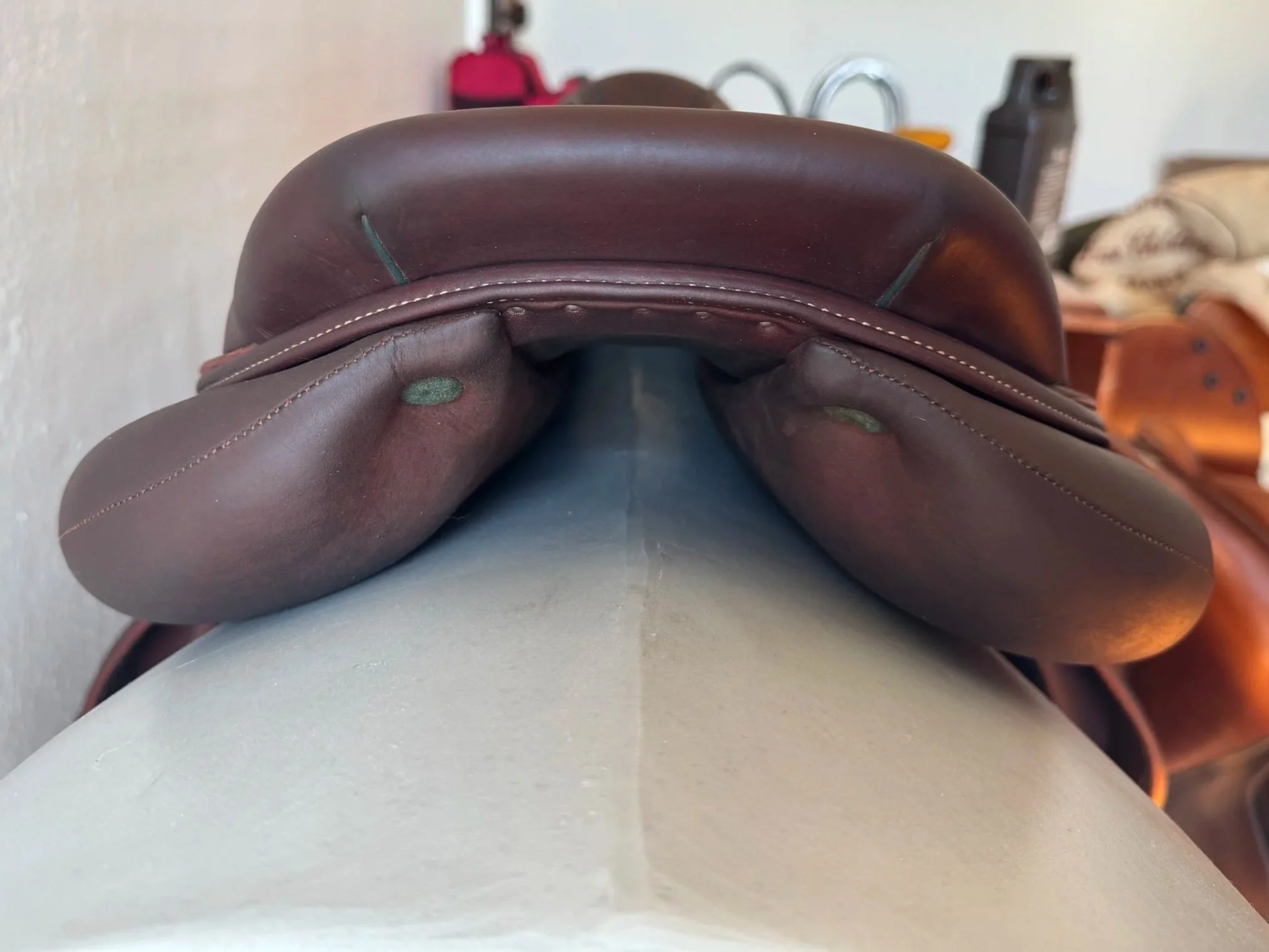 18" Devoucoux Biarritz S Saddle - Cantle
