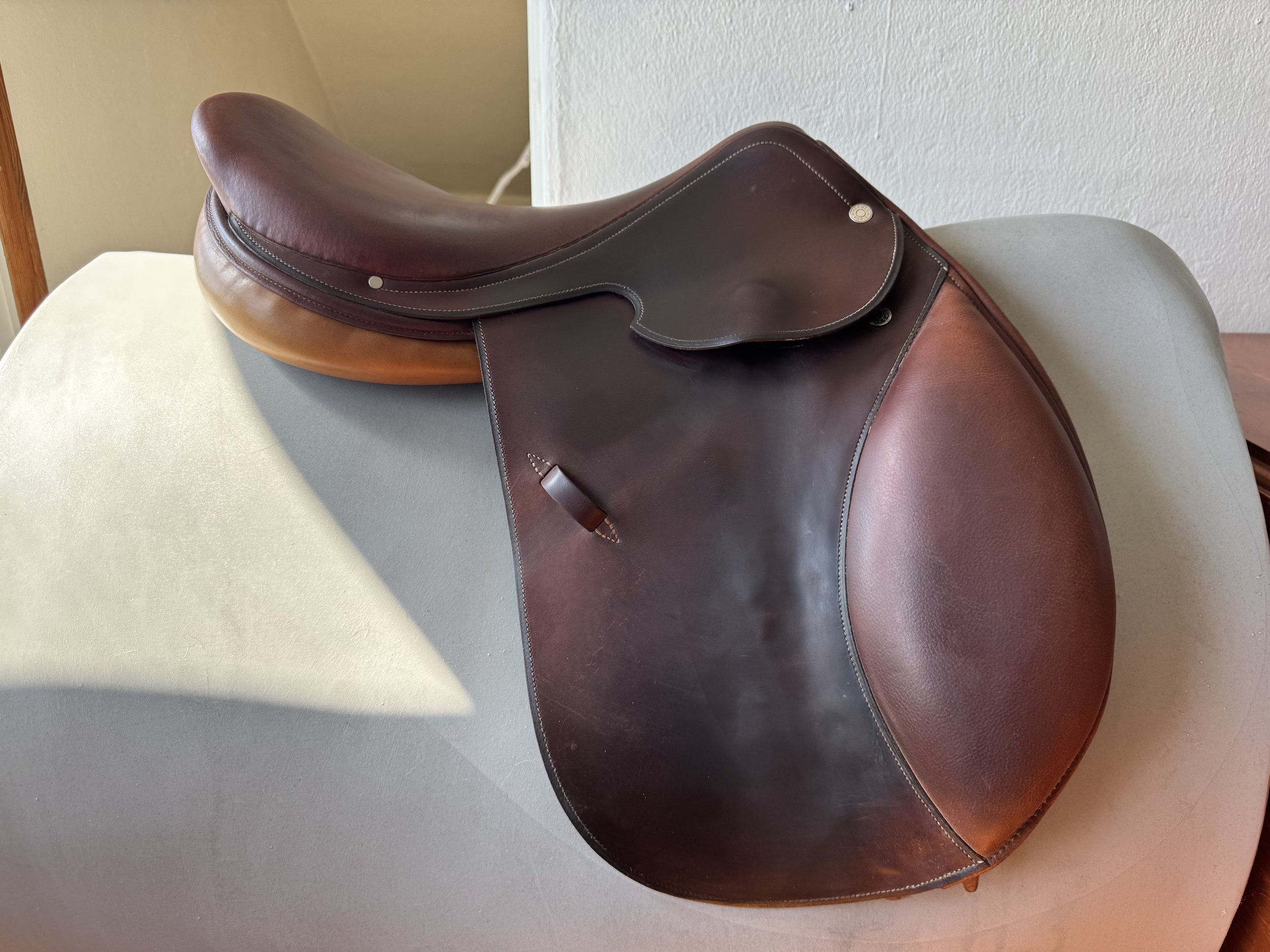 17" Hermes Brasilia Saddle