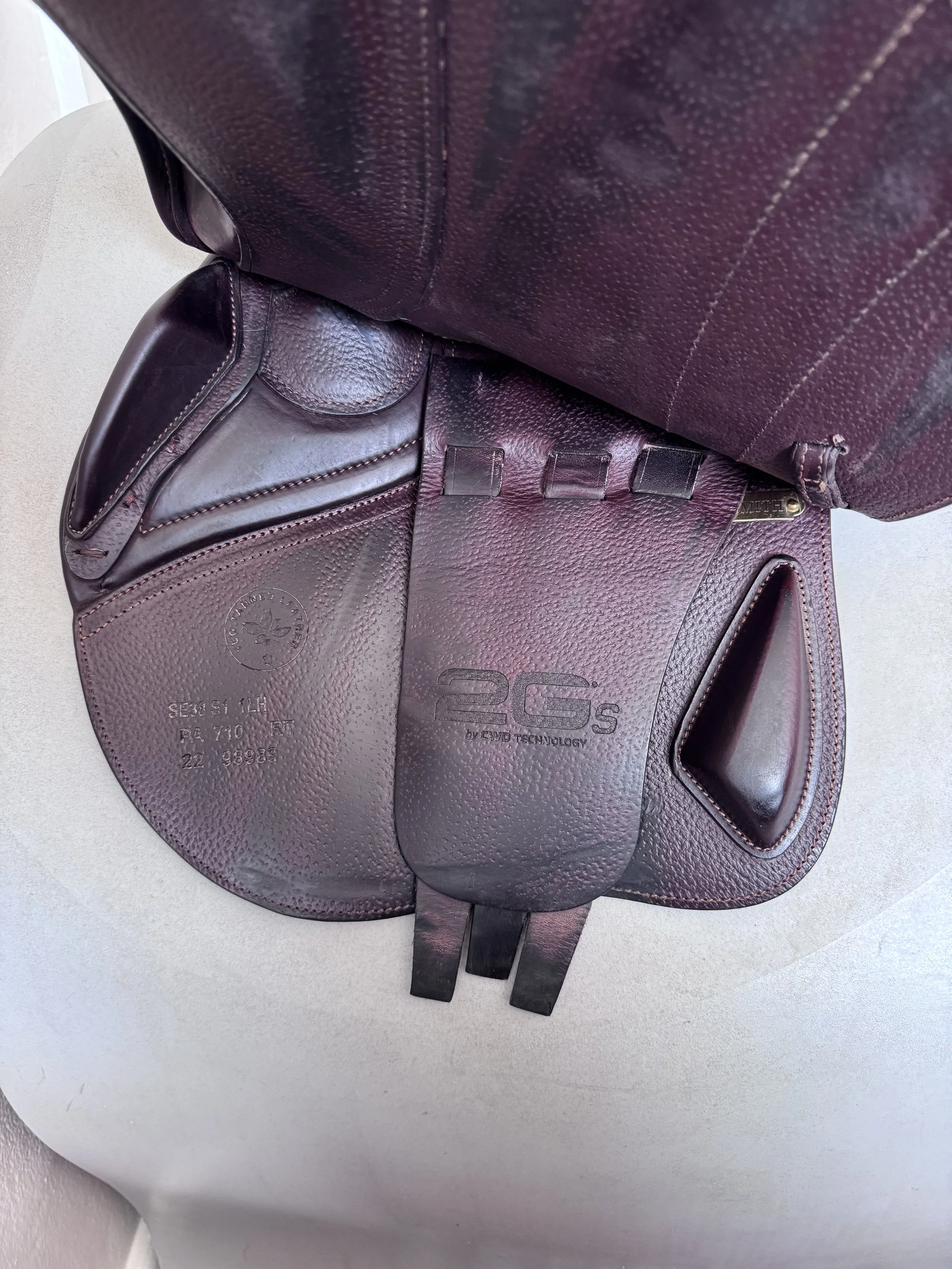 17" CWD SE38 Hunter Mademoiselle 2Gs Saddle - 2022 - 1LH - Full Buffalo - Left Underflap