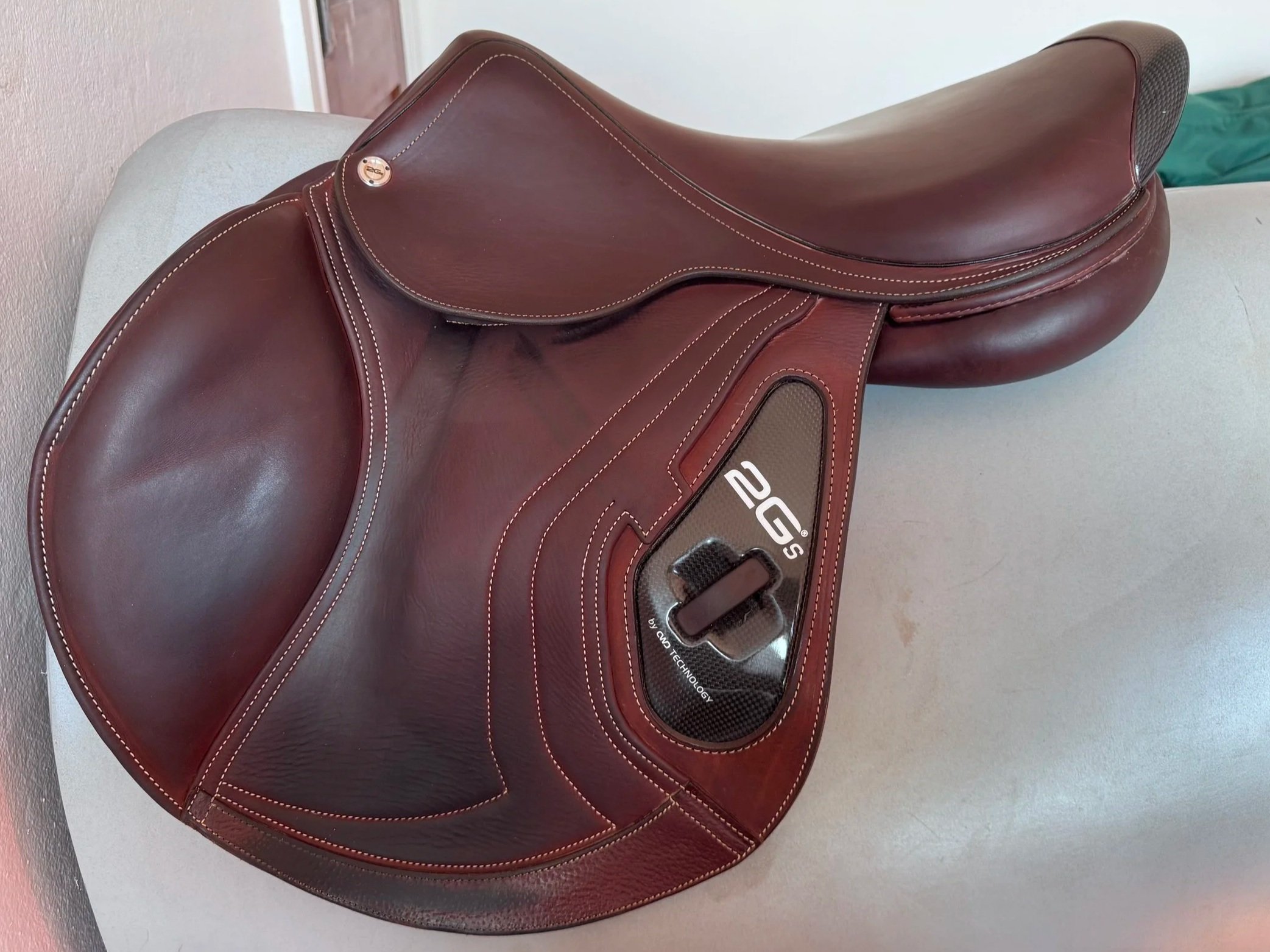 18" CWD SE26 2Gs Saddle - 2022 - 2C - Full Buffalo - MINT! - Left View 7