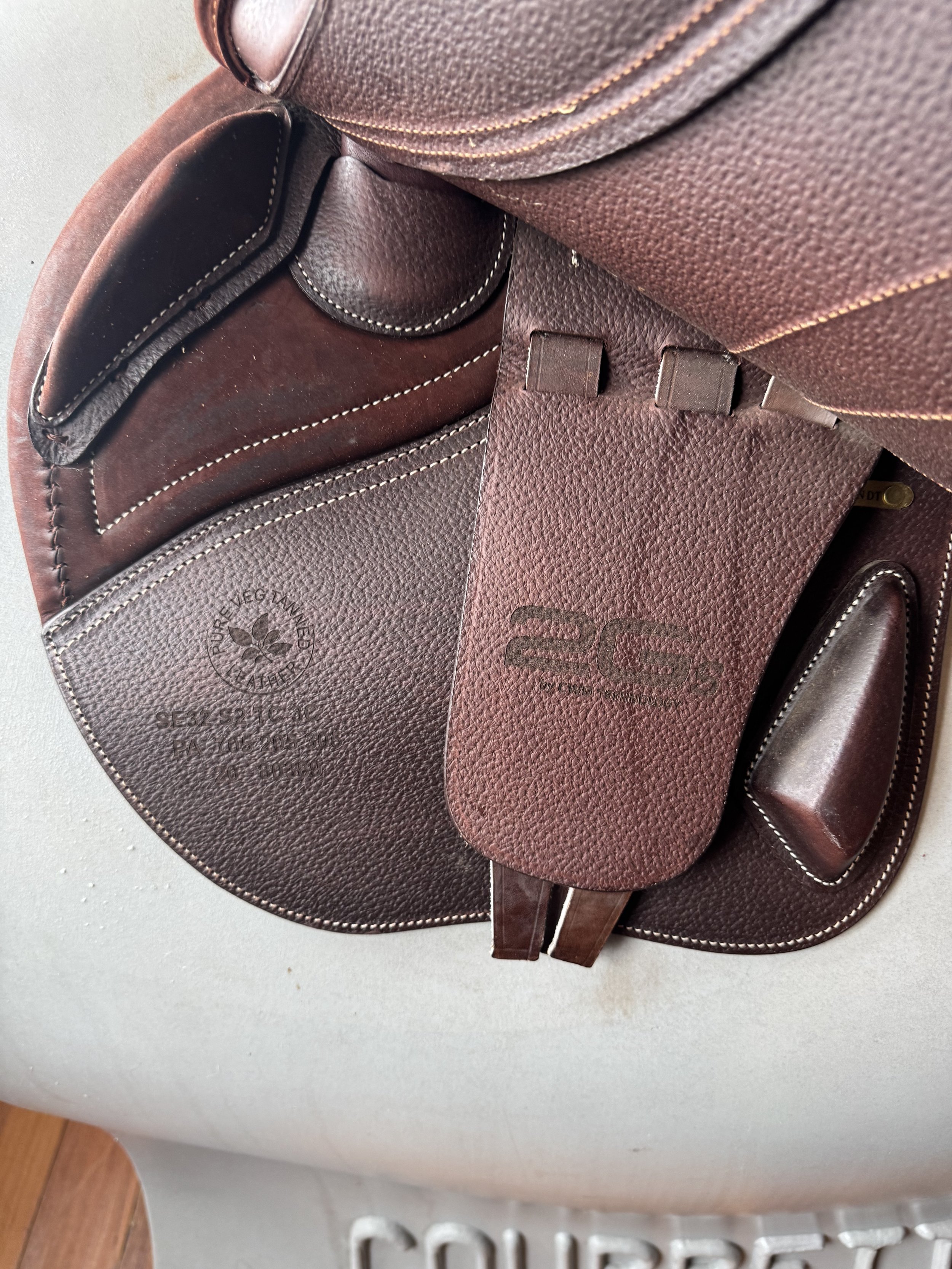 17.5" CWD Mademoiselle 2Gs Saddle 3C